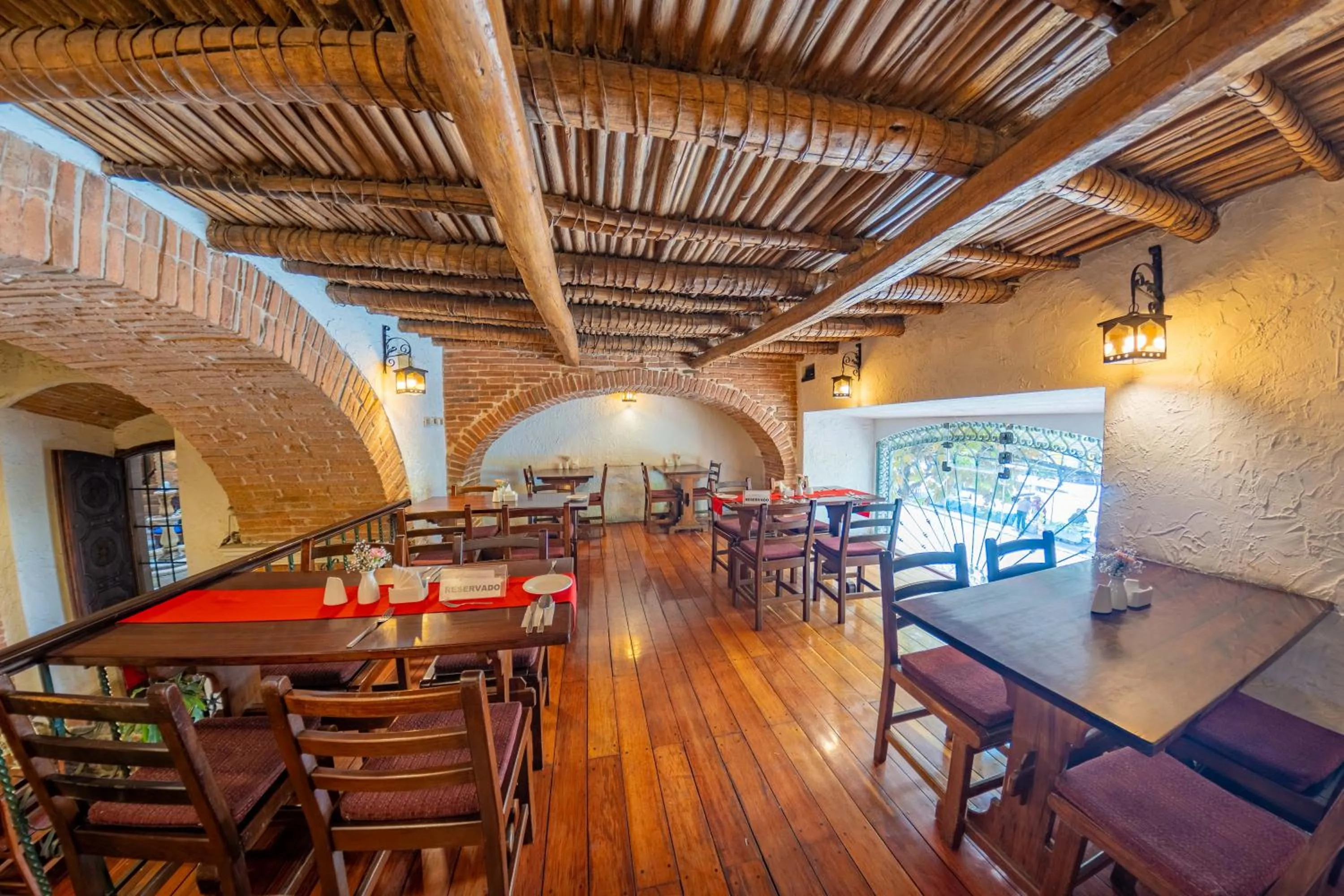 Restaurant/places to eat in La Casona Hotel Boutique