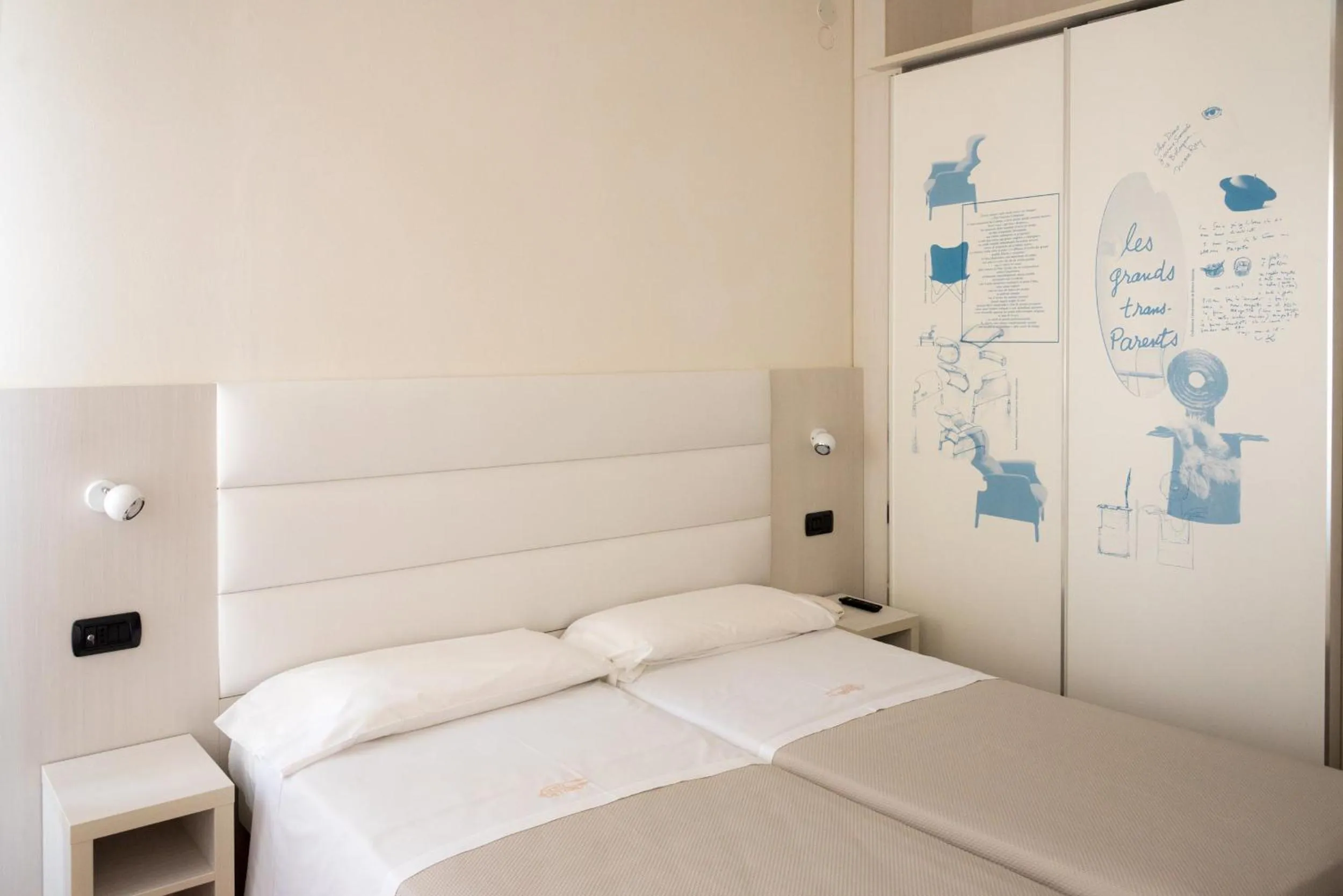 Bed in Hotel Nettuno