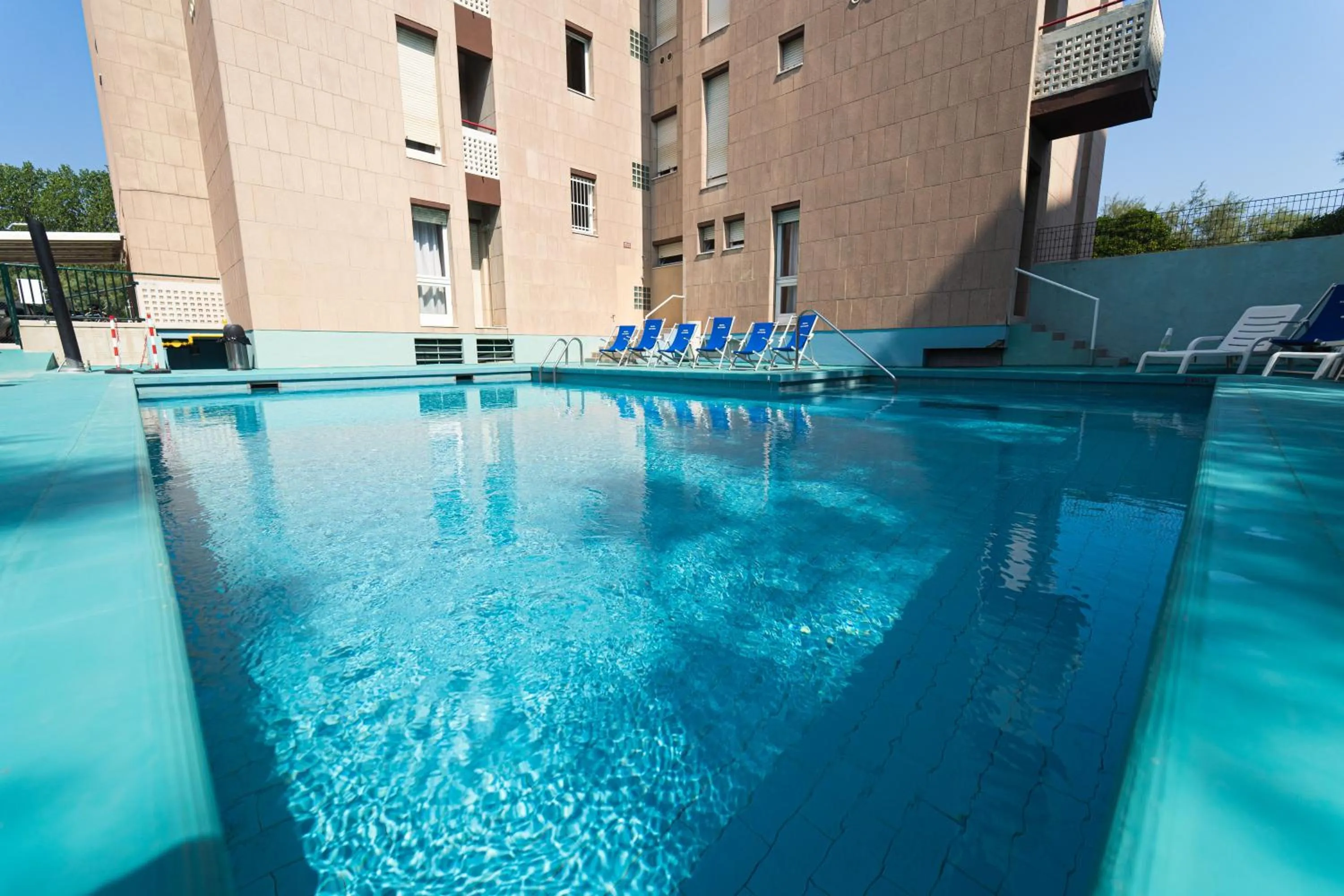 Swimming pool in Hotel Nettuno
