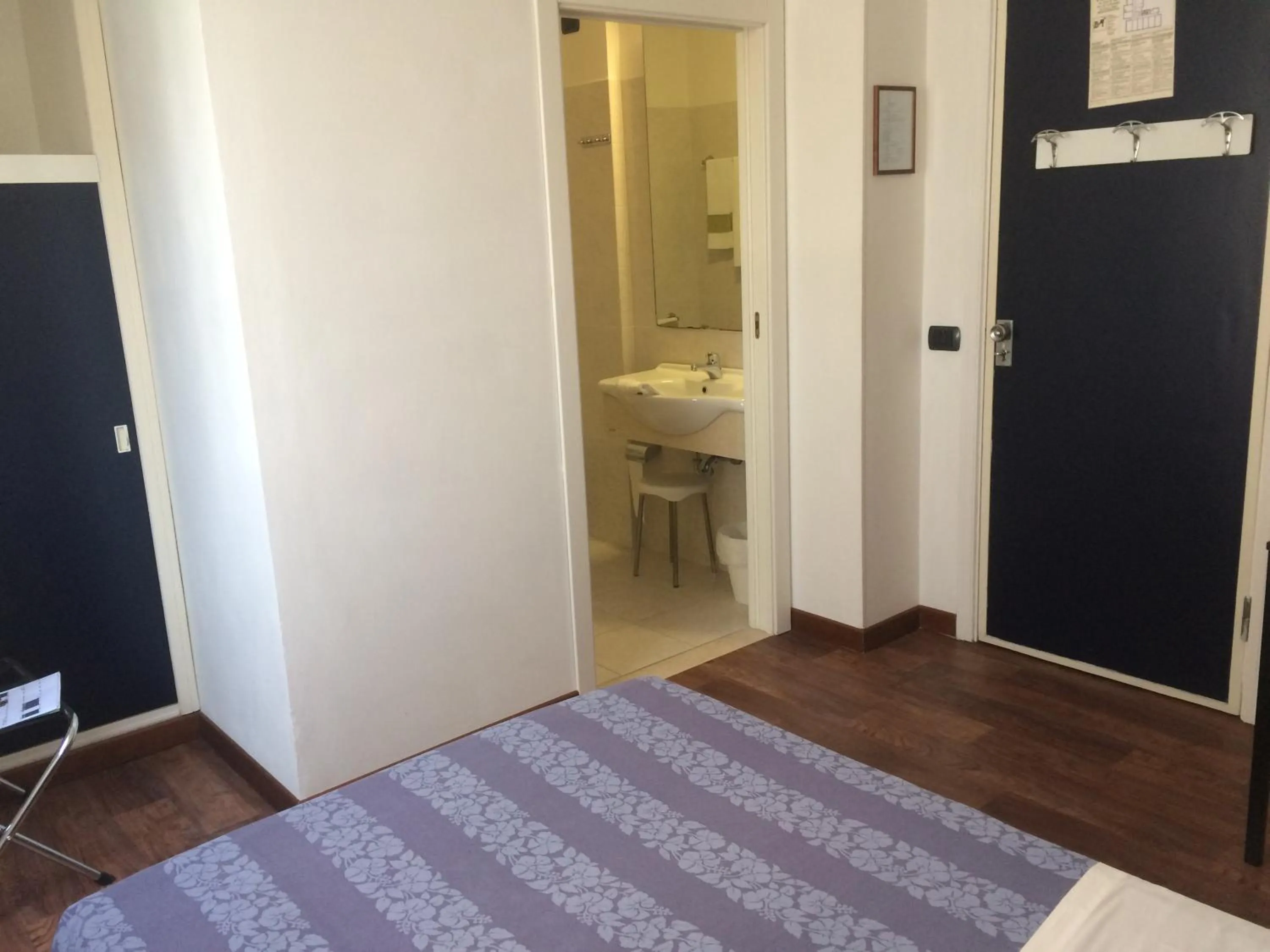 Bed in Hotel Nettuno