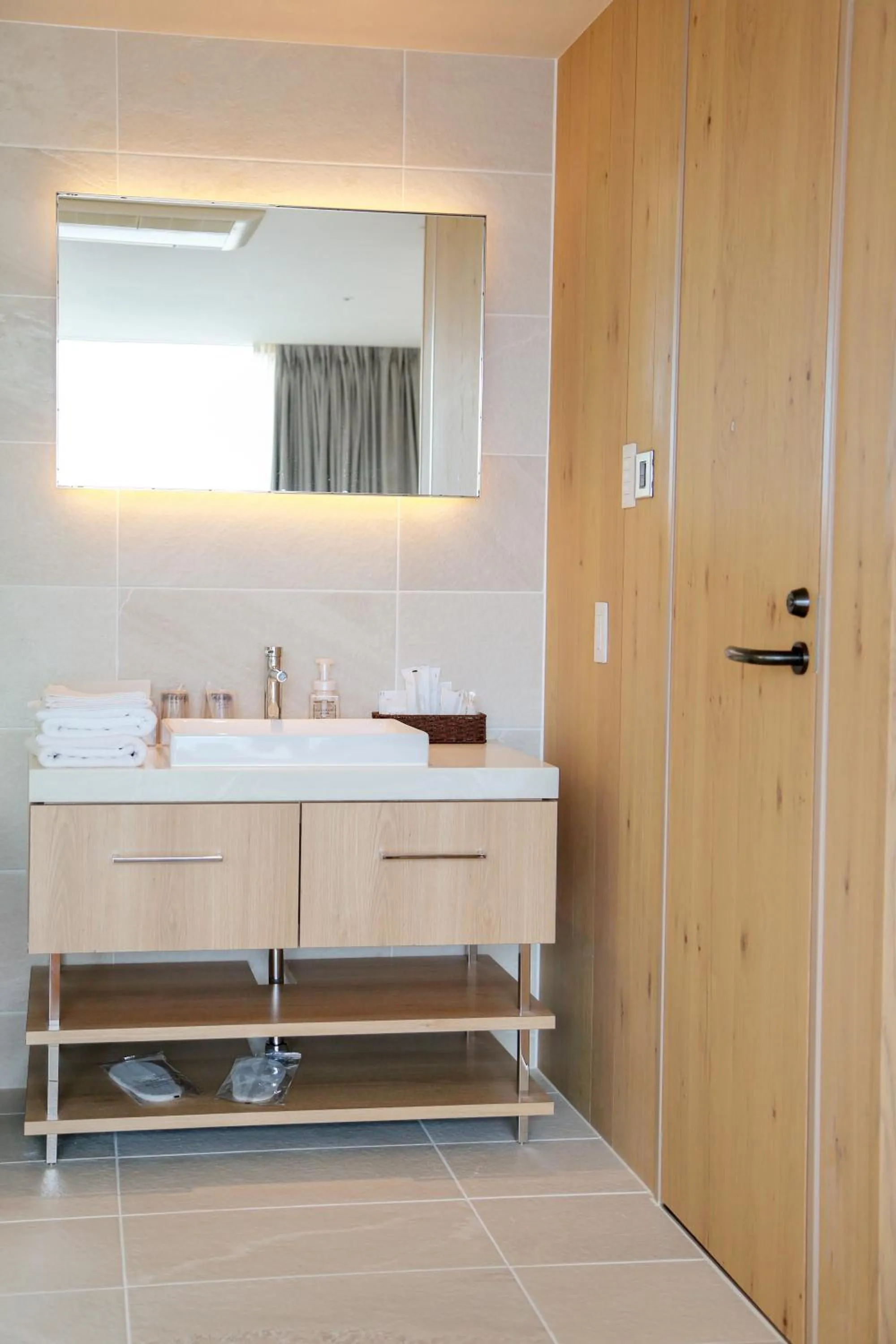 Bathroom in Hotel Comfact