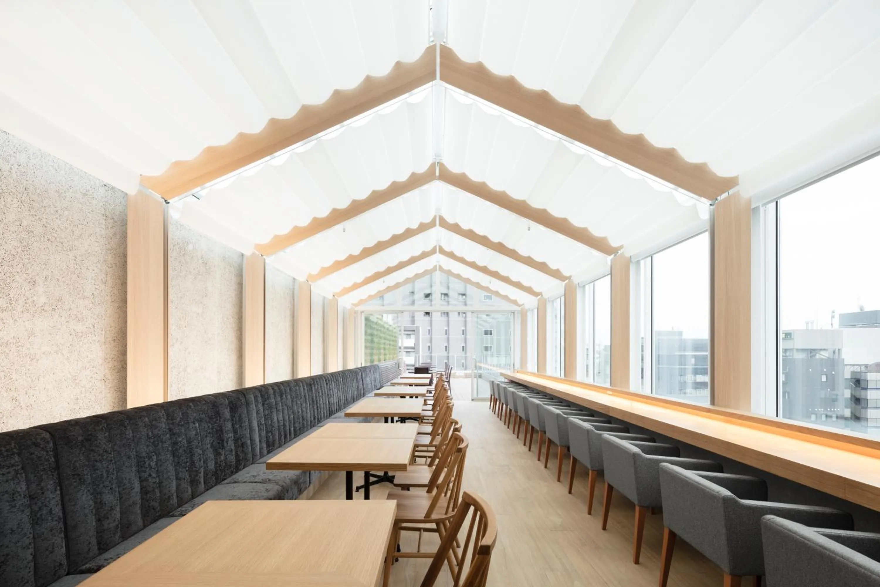 Restaurant/places to eat in Hotel Comfact