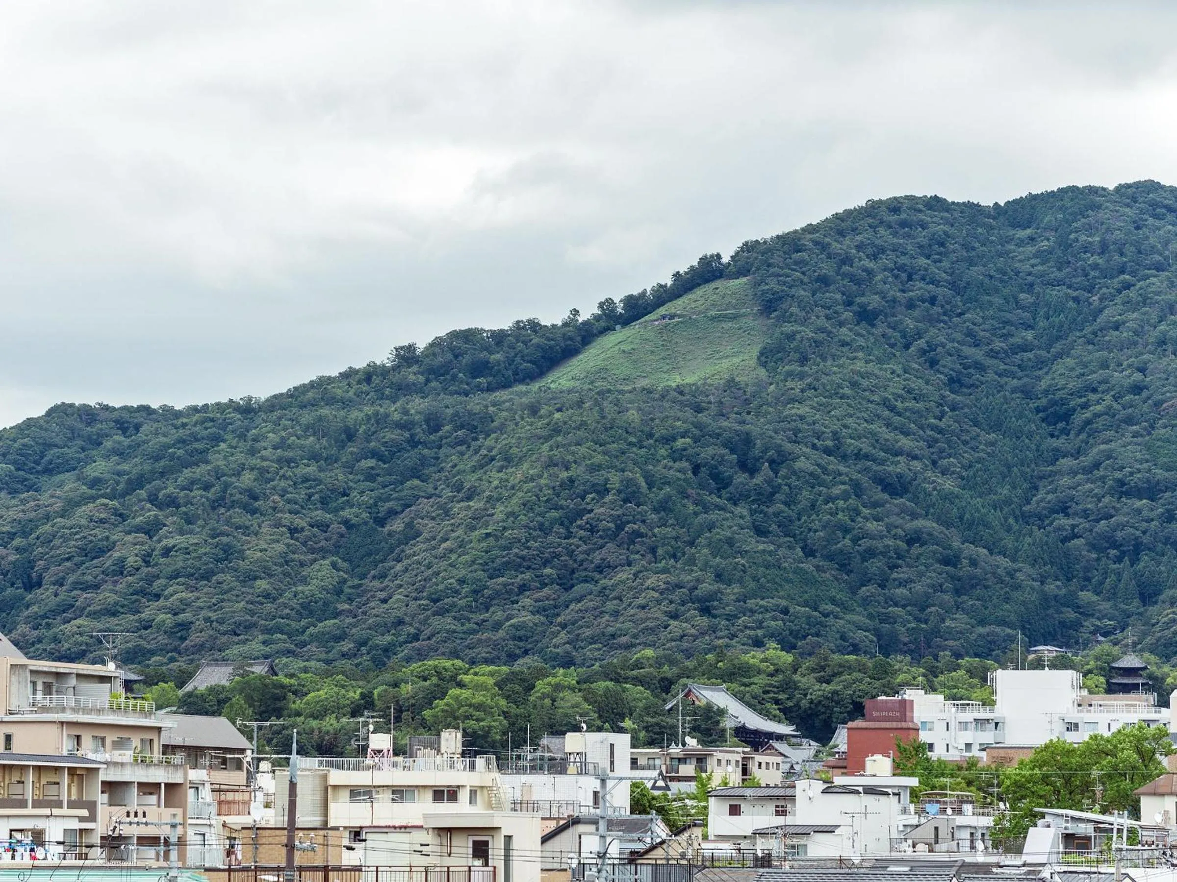 Mountain view in Diamond Kyoto Society