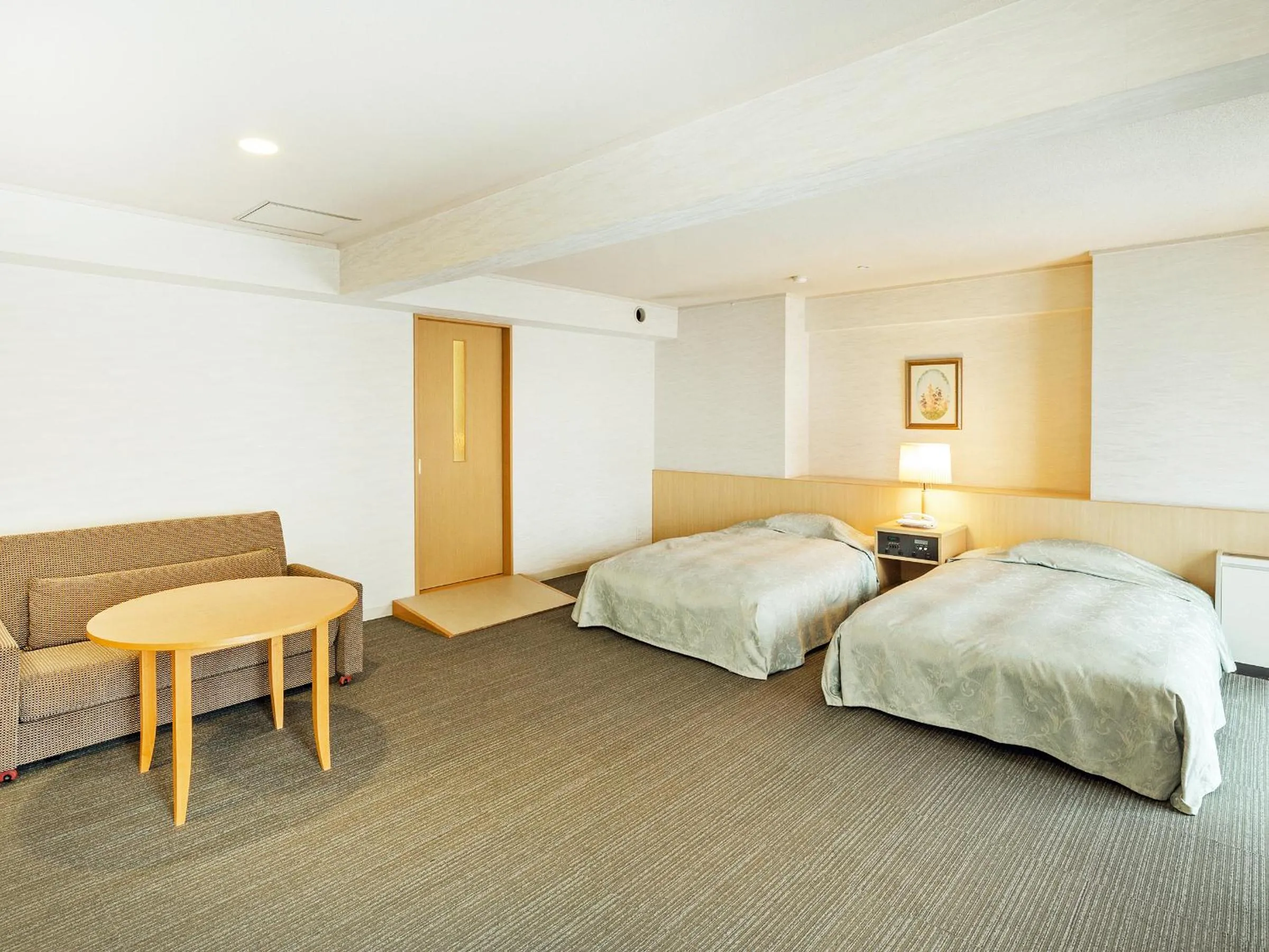 Photo of the whole room, Bed in Diamond Kyoto Society