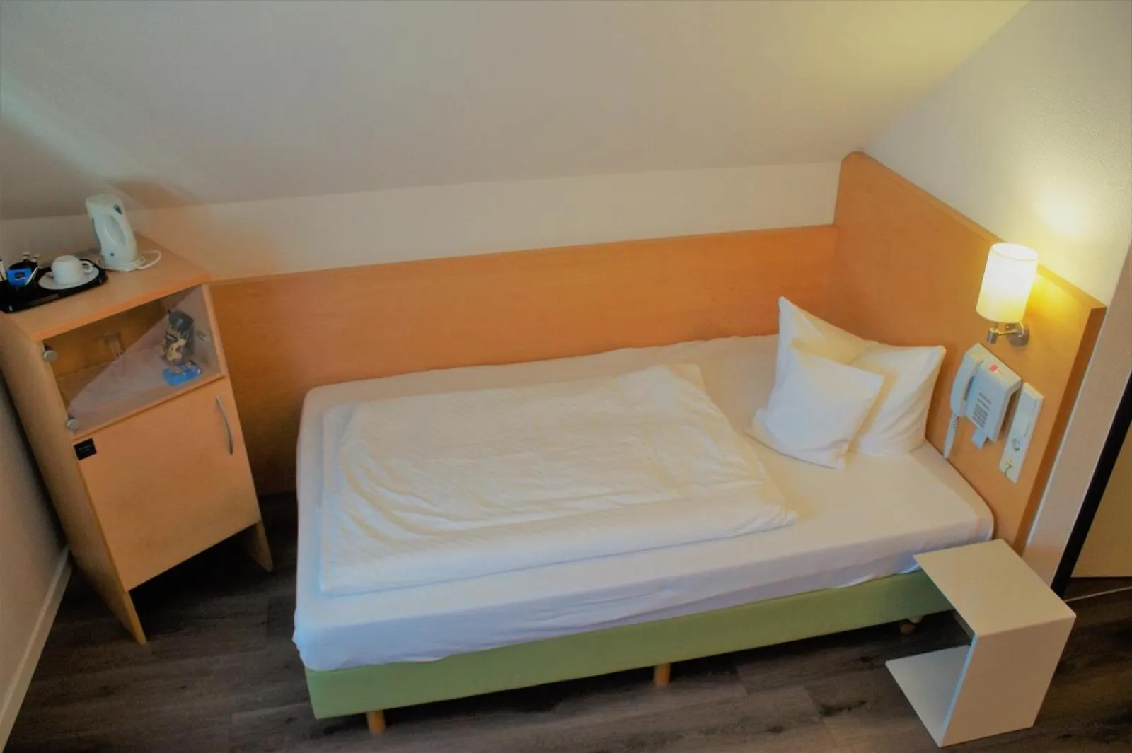 Bedroom, Bed in Hotel-Restaurant Zum Schwanen