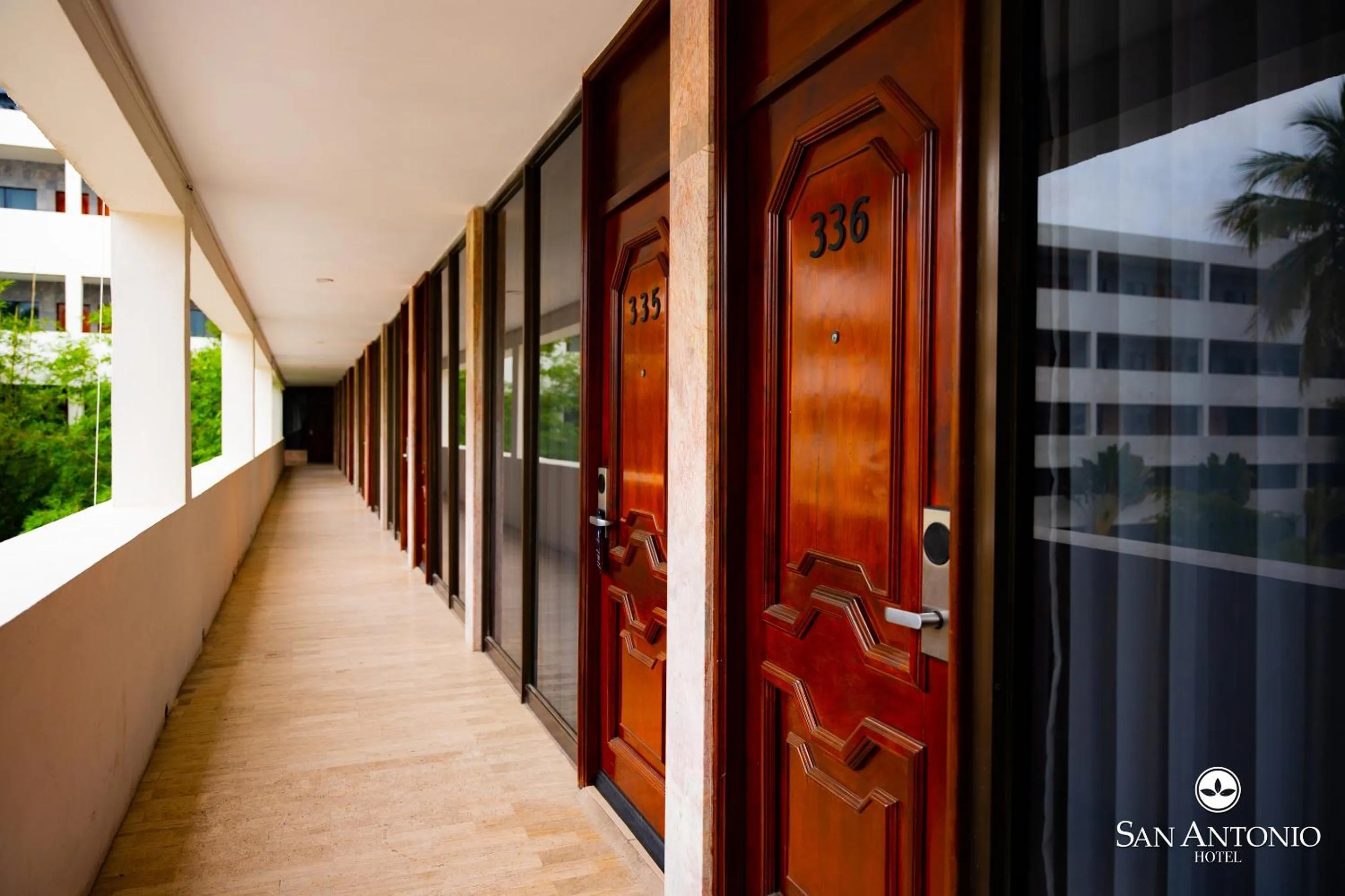 Inner courtyard view in Hotel San Antonio