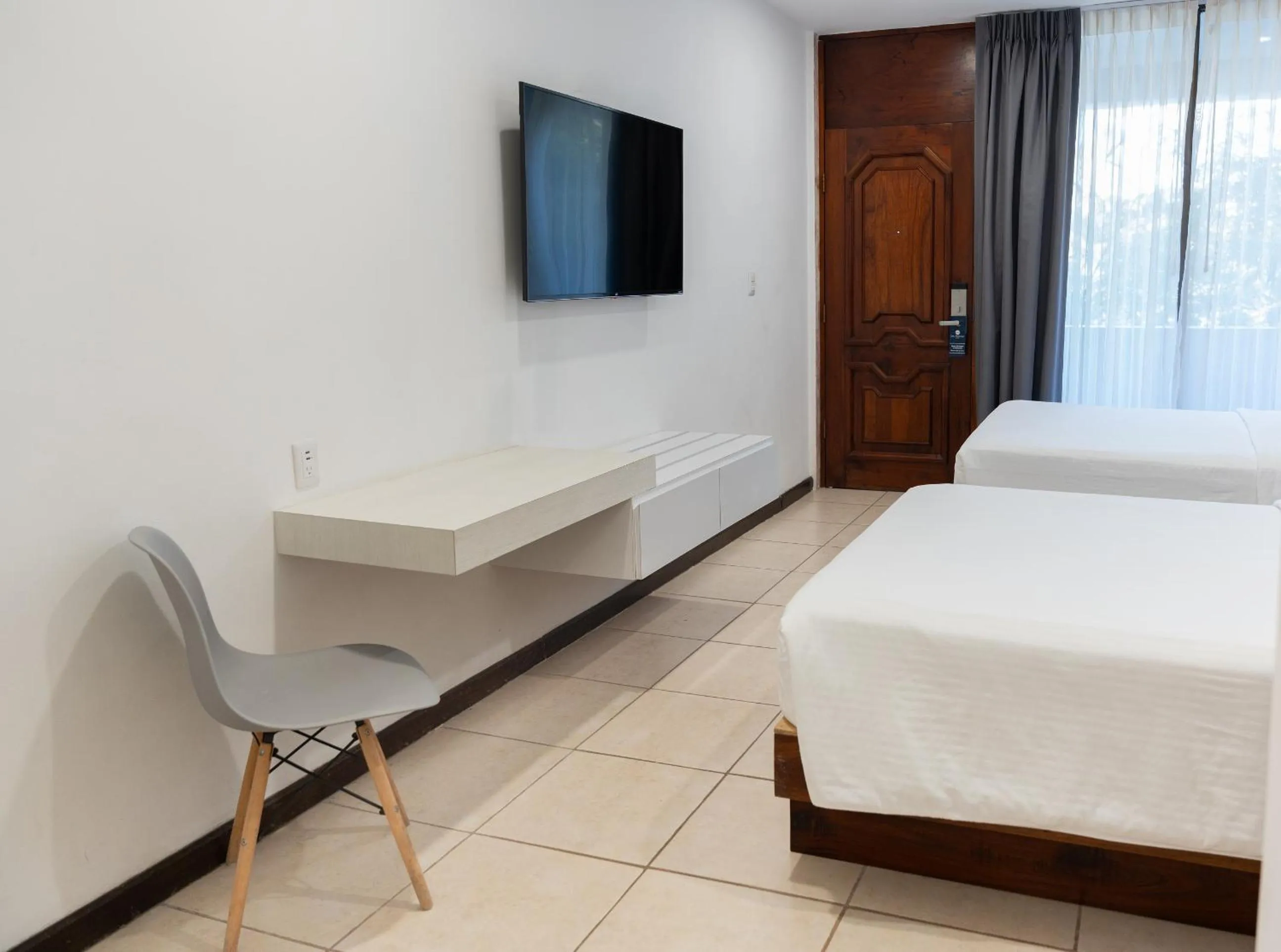 Bedroom, Bed in Hotel San Antonio