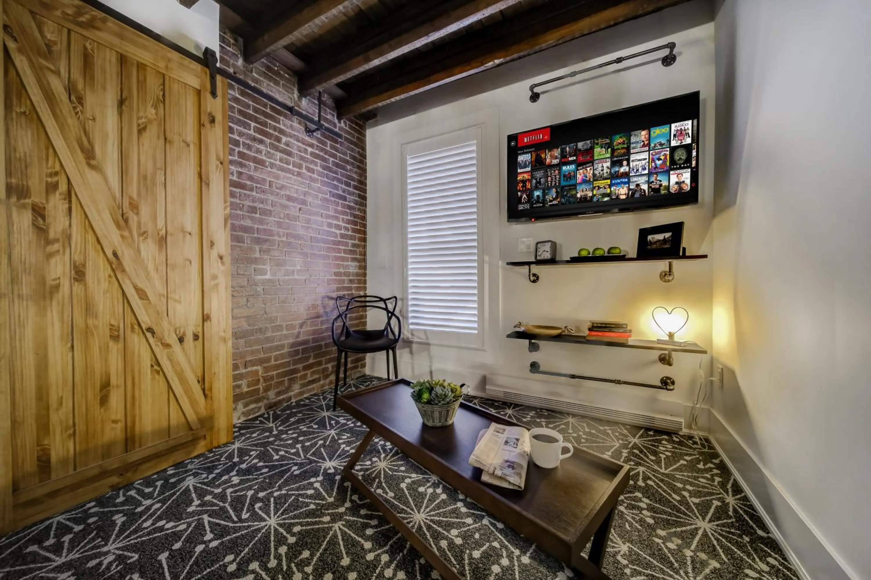 TV and multimedia in The Westlake