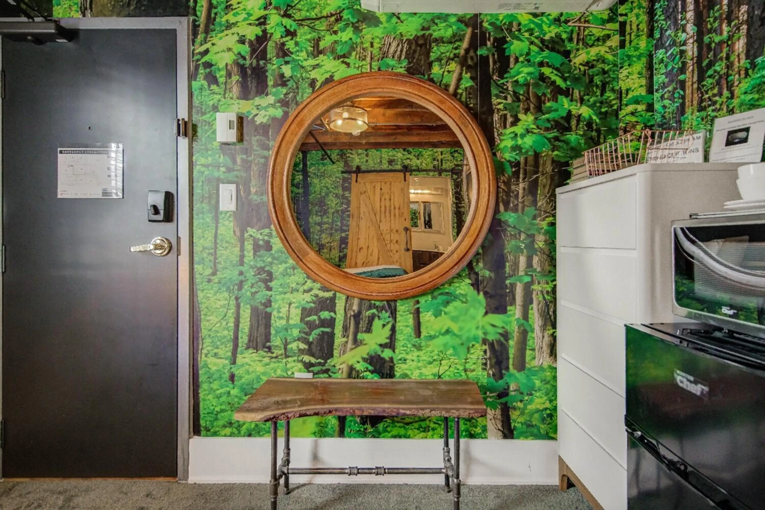 microwave in The Westlake