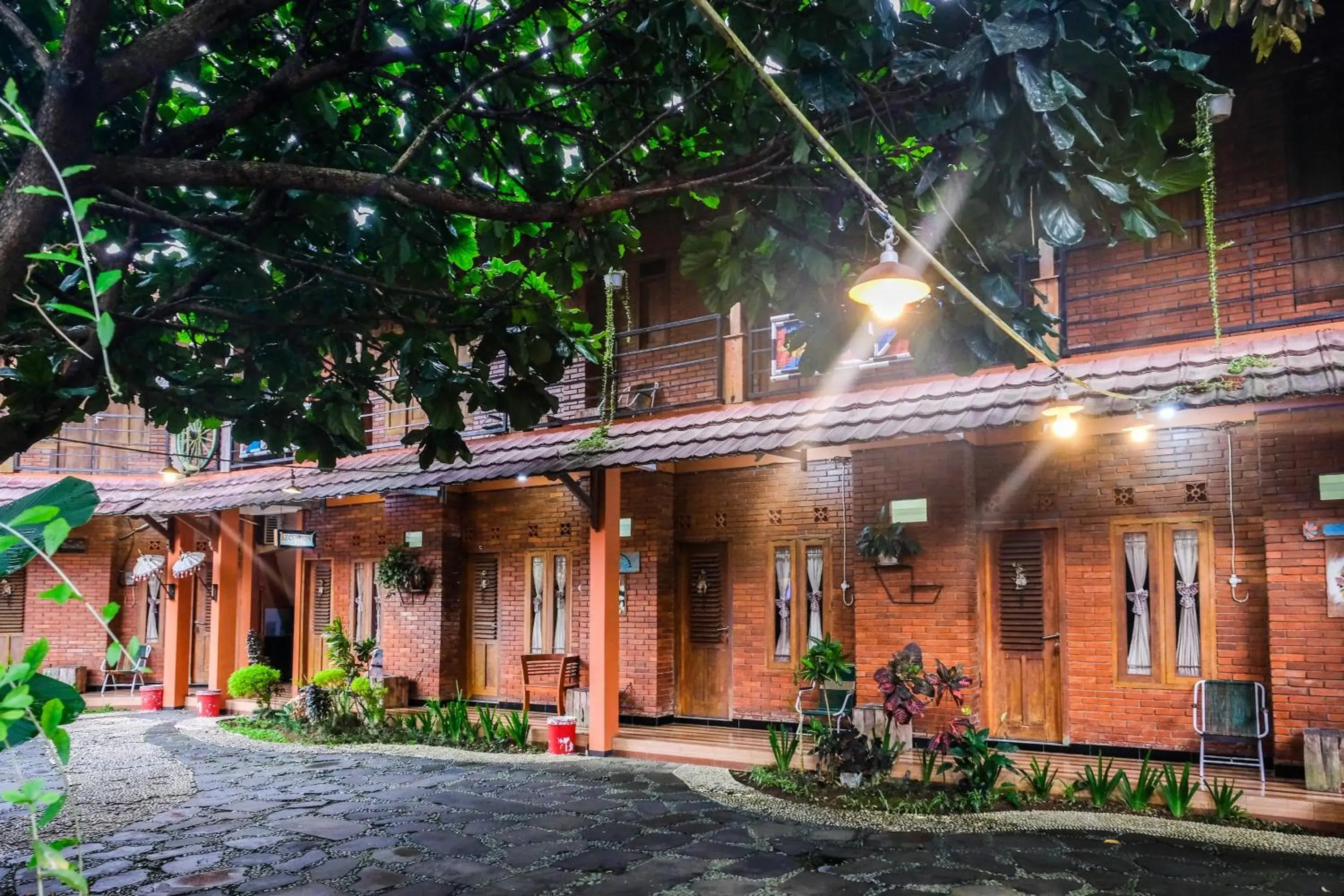 Property building in RedDoorz Syariah near Akmil Magelang Property building in RedDoorz Syariah near Akmil Magelang