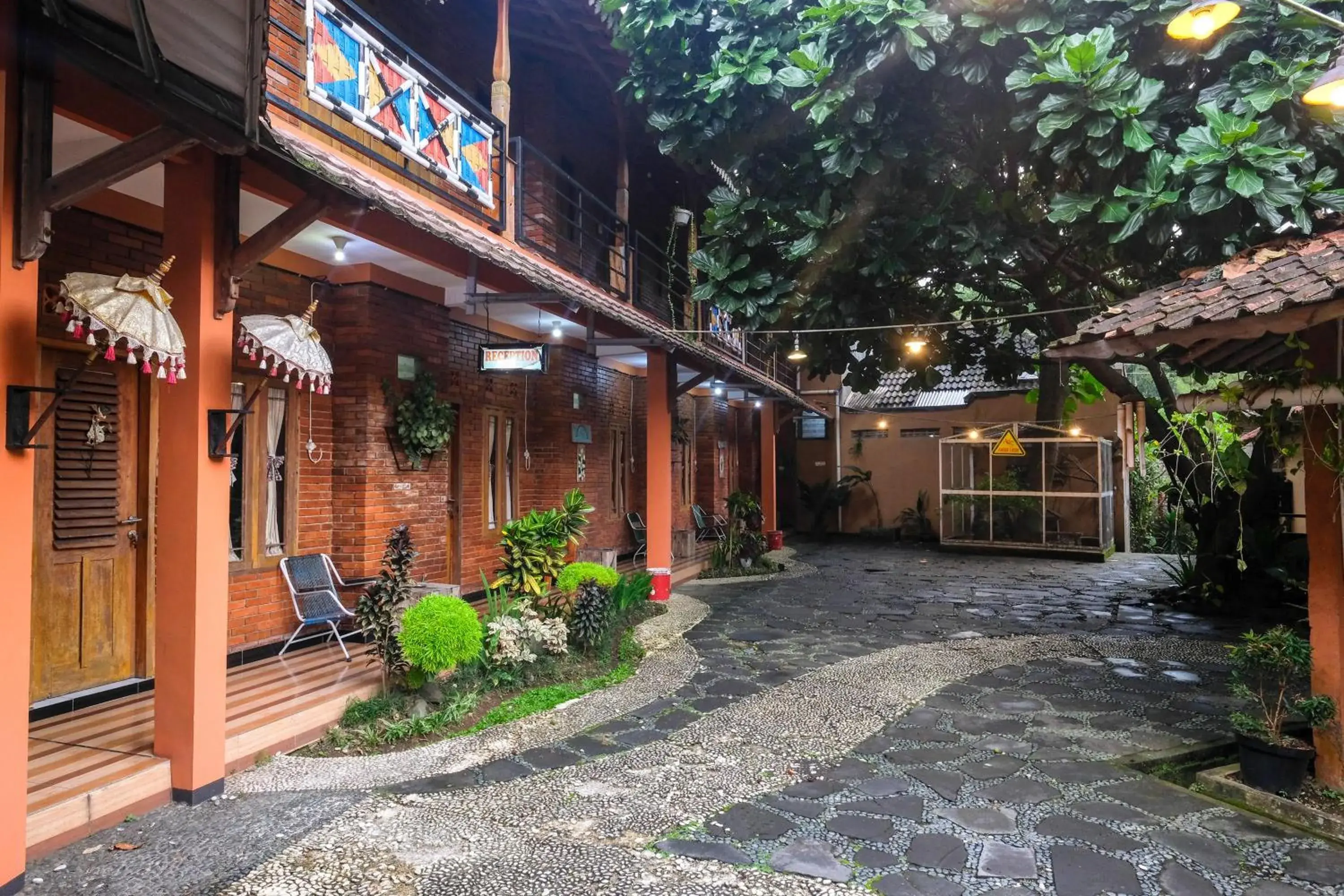 Property building in RedDoorz Syariah near Akmil Magelang Property building in RedDoorz Syariah near Akmil Magelang