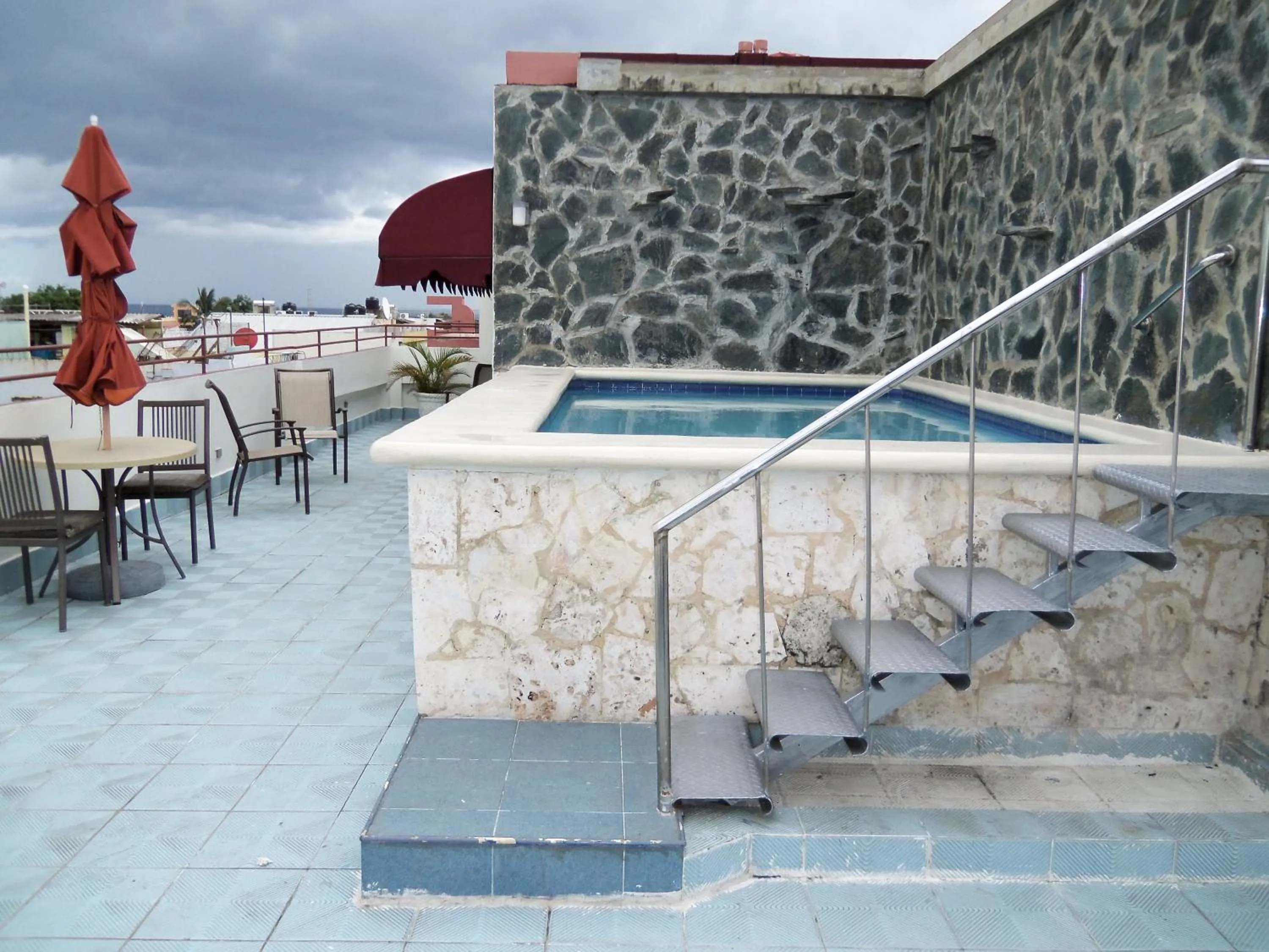 Swimming pool in Hotel Discovery