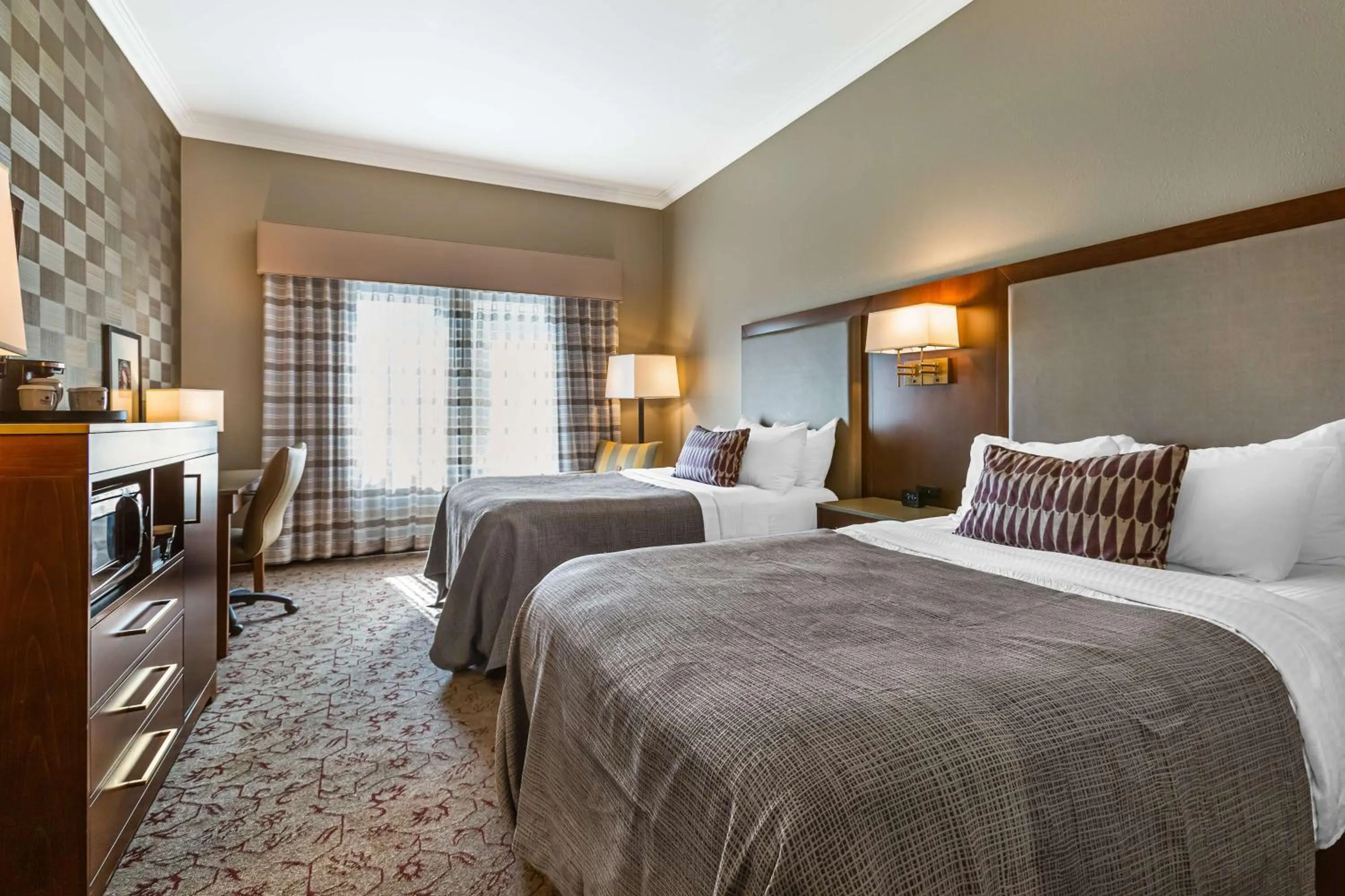 Bedroom, Bed in Best Western Premier Helena Great Northern Hotel