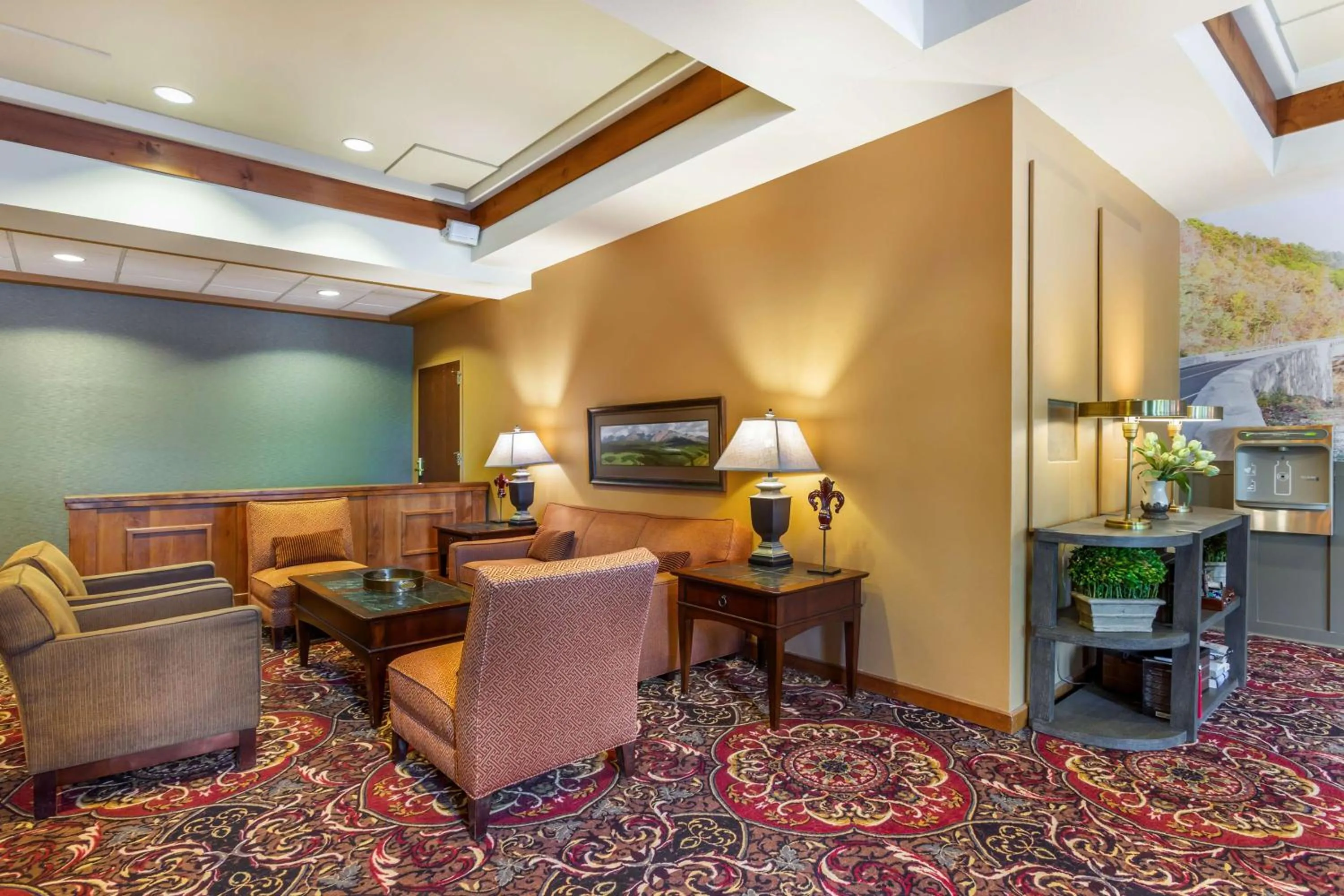 Lobby or reception in Best Western Premier Helena Great Northern Hotel