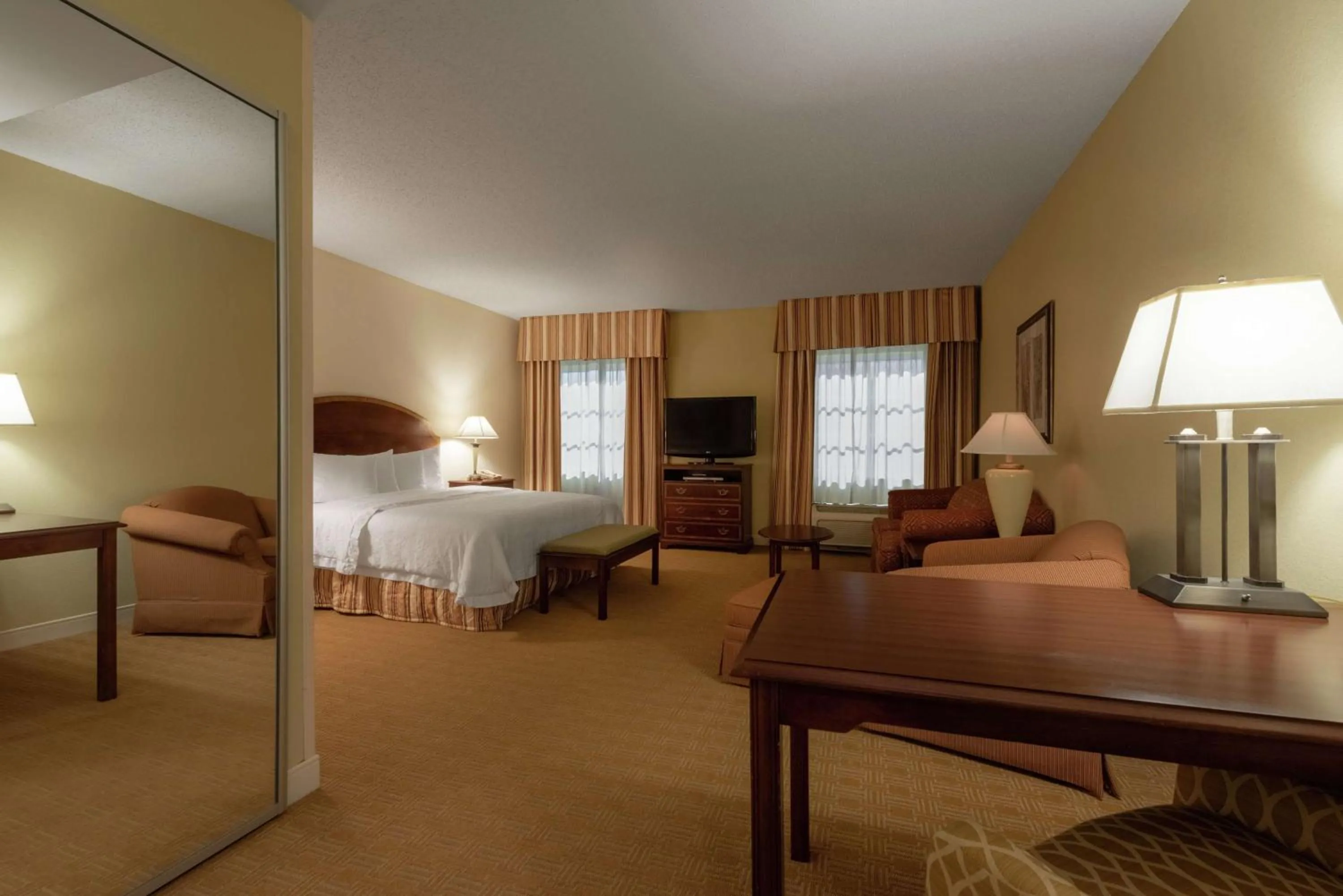 Bedroom, Bed in Hampton Inn & Suites - Vicksburg
