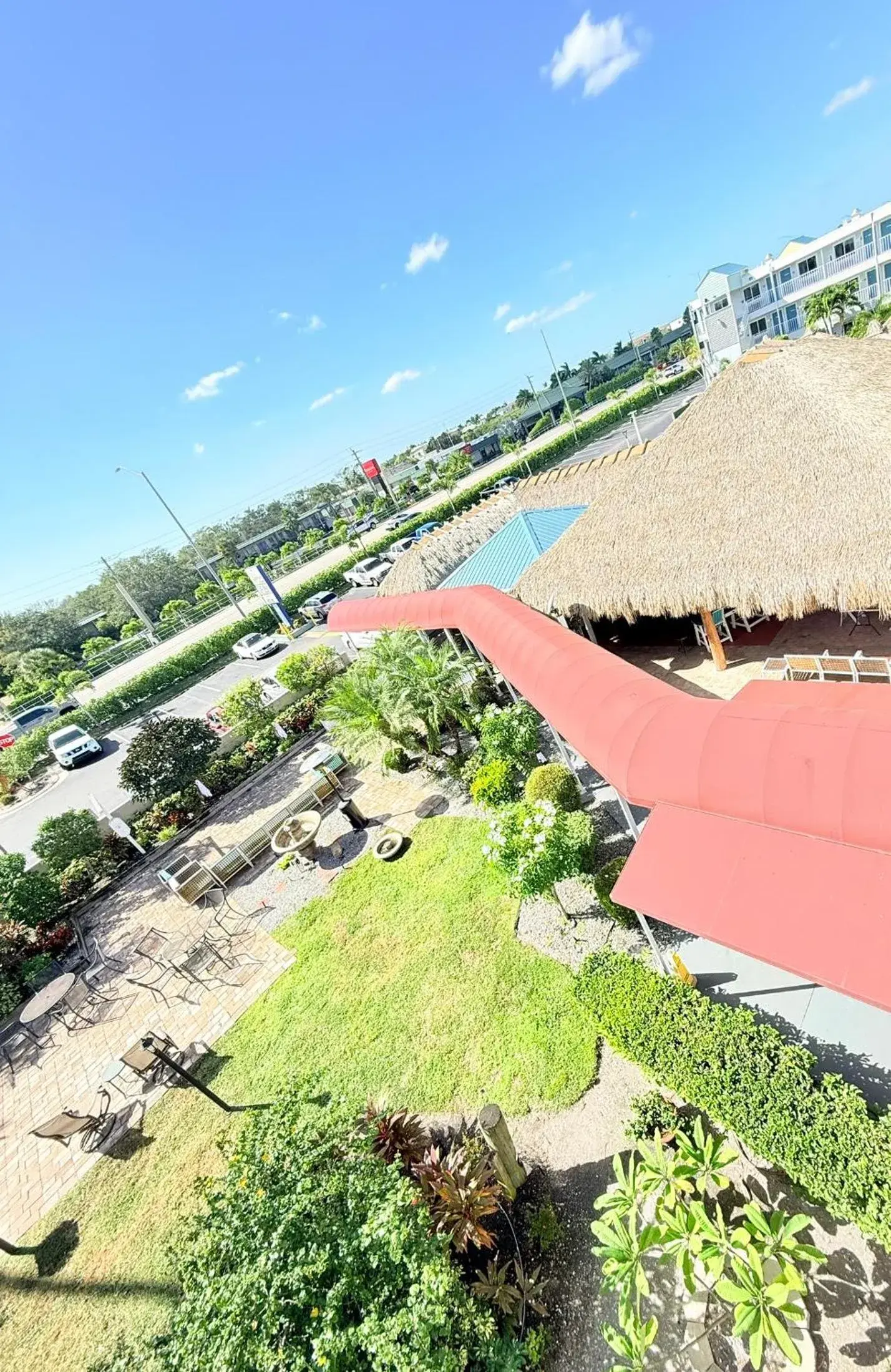 Property building in Lantern Inn & Suites - Sarasota Property building in Lantern Inn & Suites - Sarasota