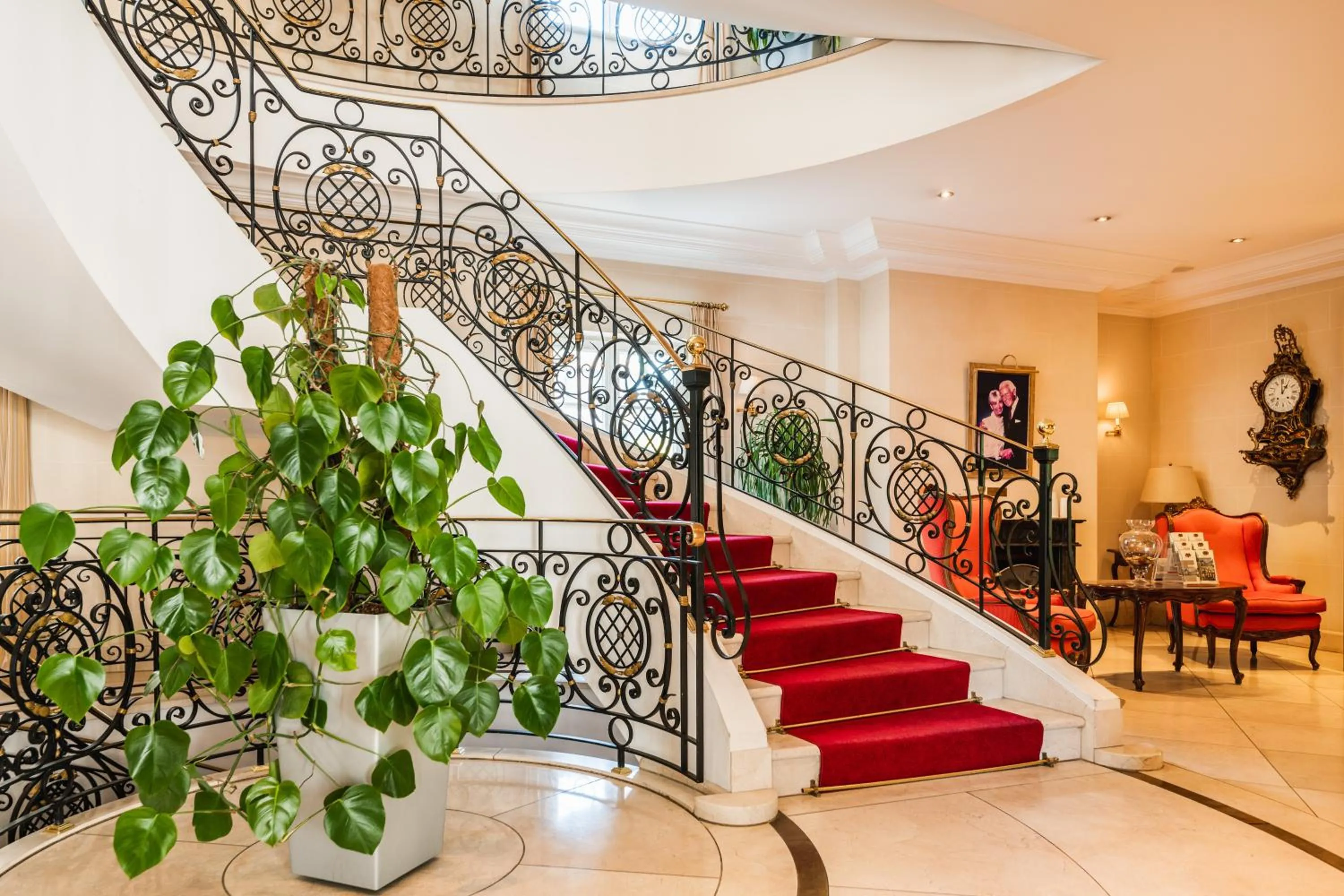 Lobby or reception in Rheinhotel Schulz