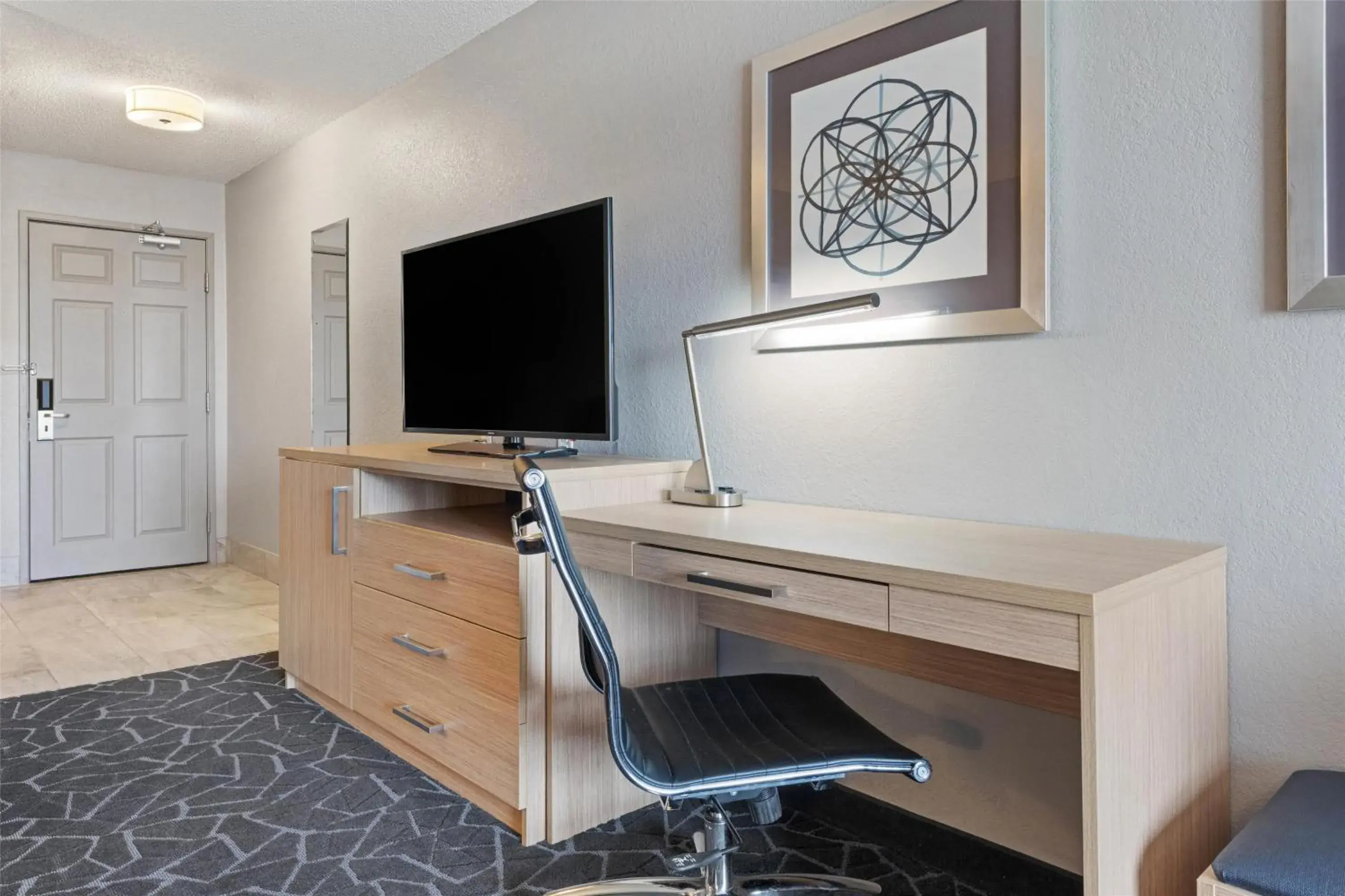 Photo of the whole room in Best Western Eau Claire South Photo of the whole room in Best Western Eau Claire South