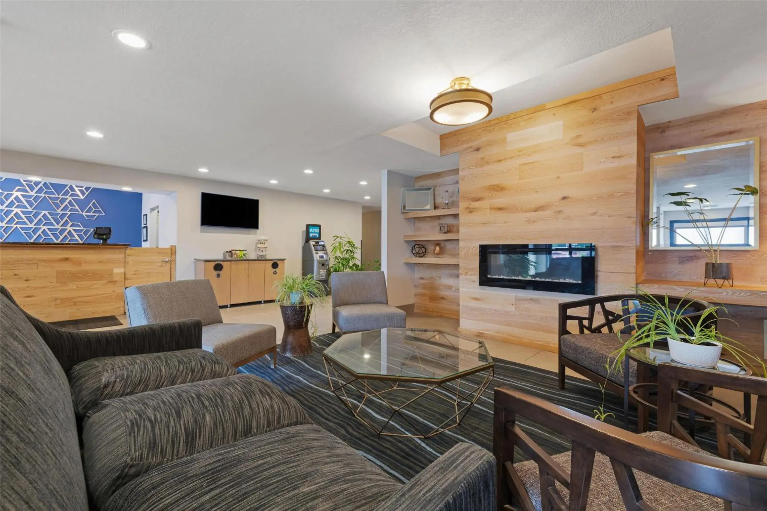 Lobby or reception in Best Western Eau Claire South Lobby or reception in Best Western Eau Claire South