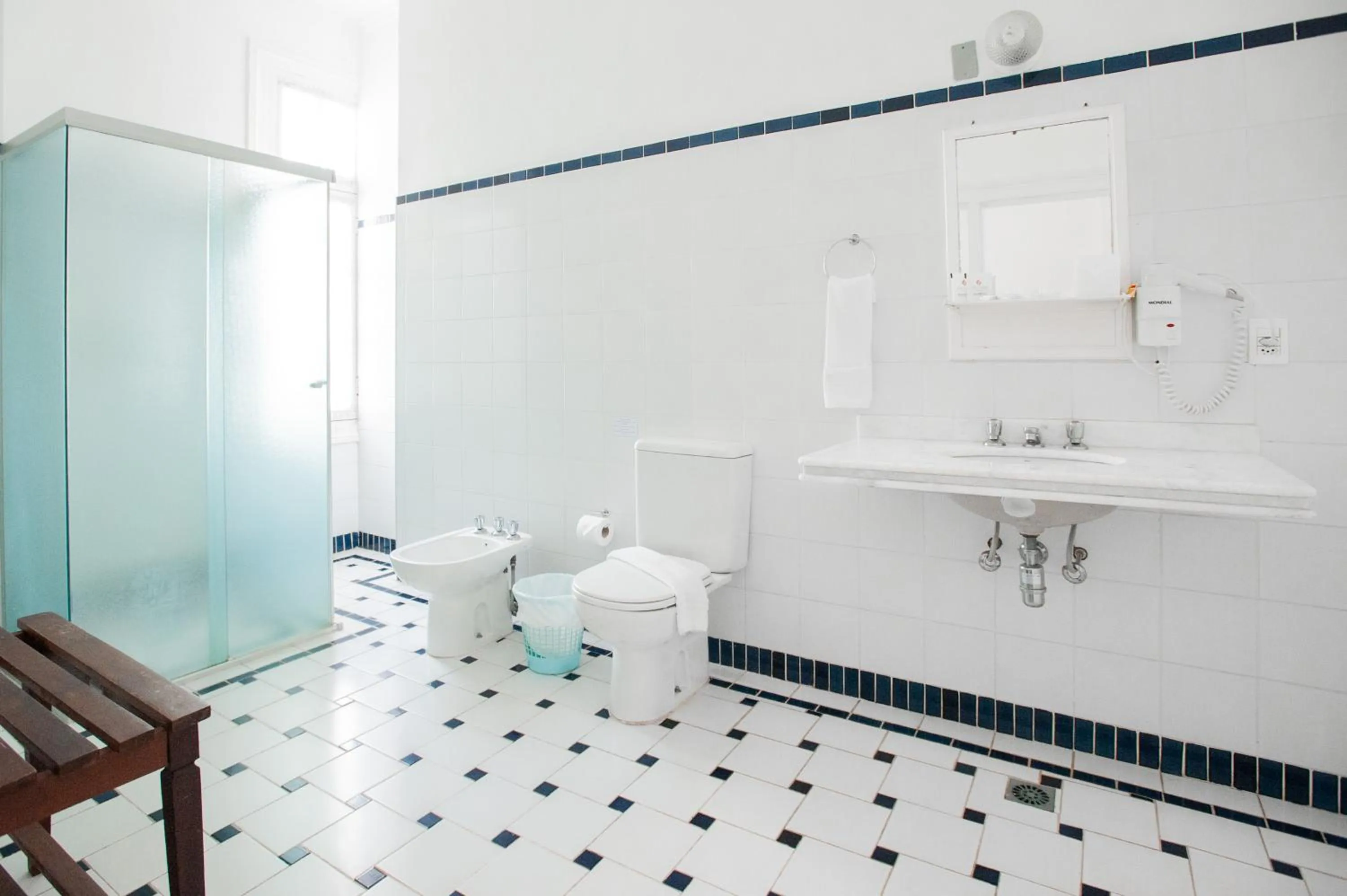 Shower, Bathroom in Palace Hotel - Poços de Caldas