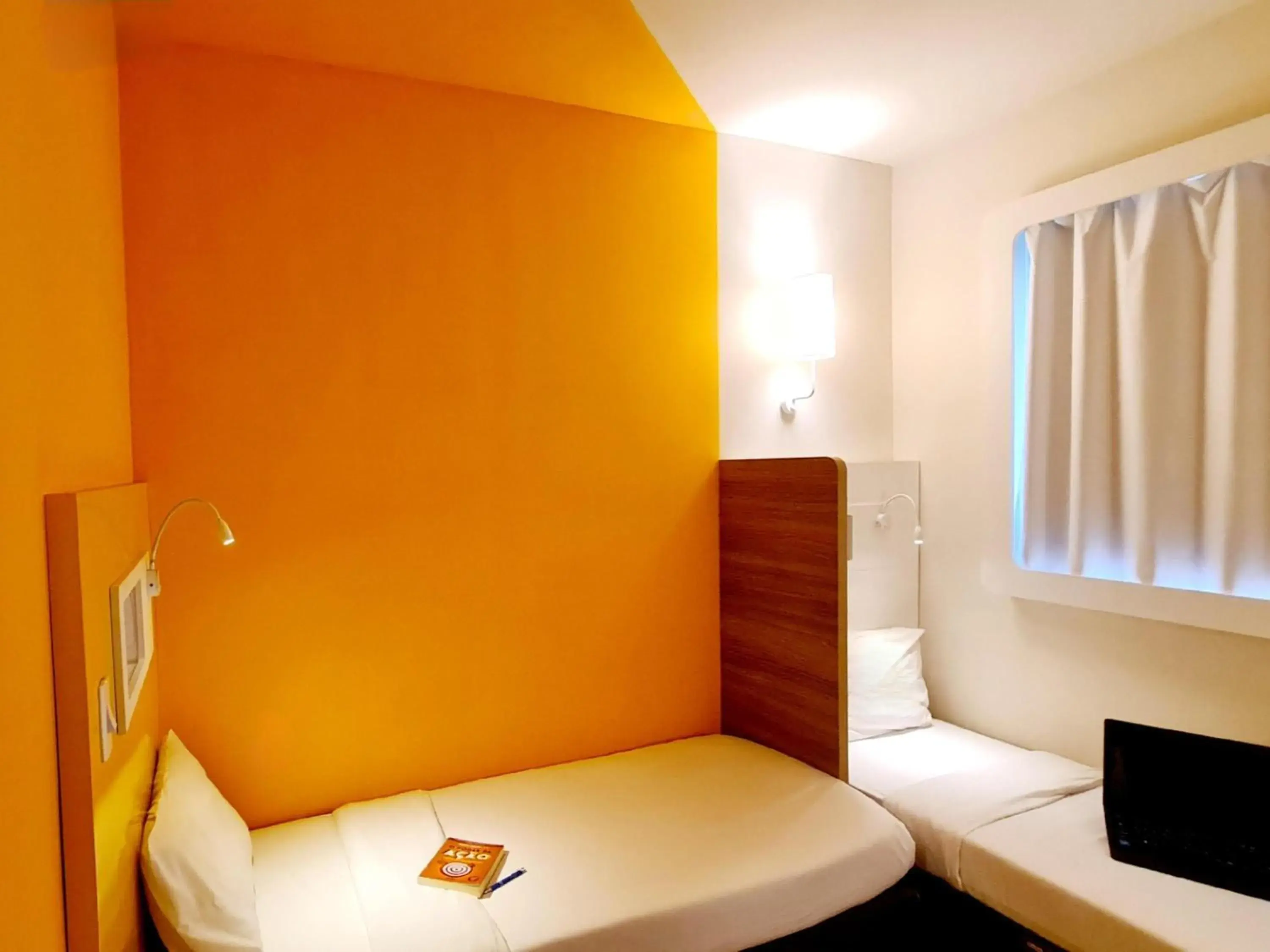 Bedroom, Bed in ibis budget Petropolis Bedroom, Bed in ibis budget Petropolis