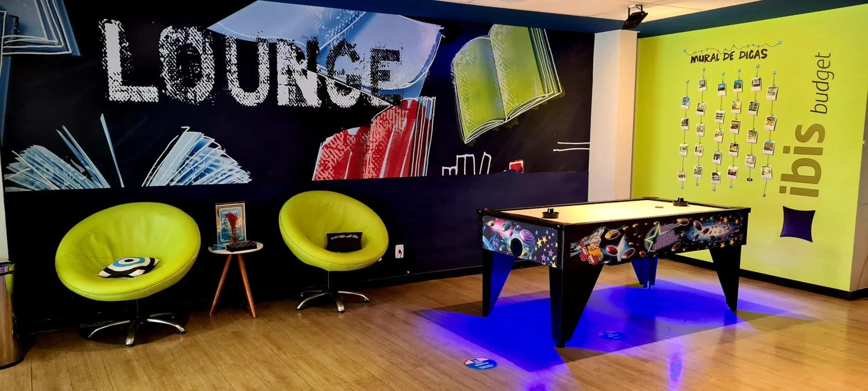 Living room in ibis budget Petropolis