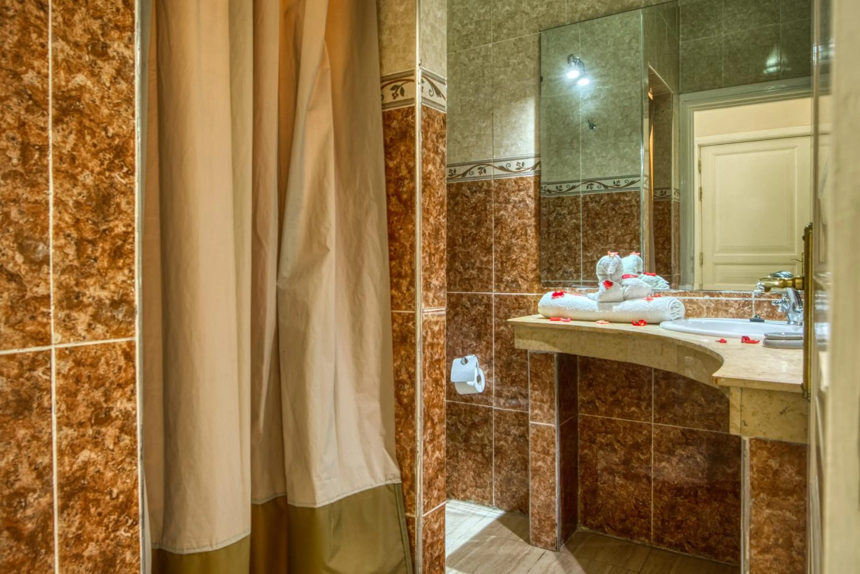 Bathroom in Villas 95 Appart'Hôtel