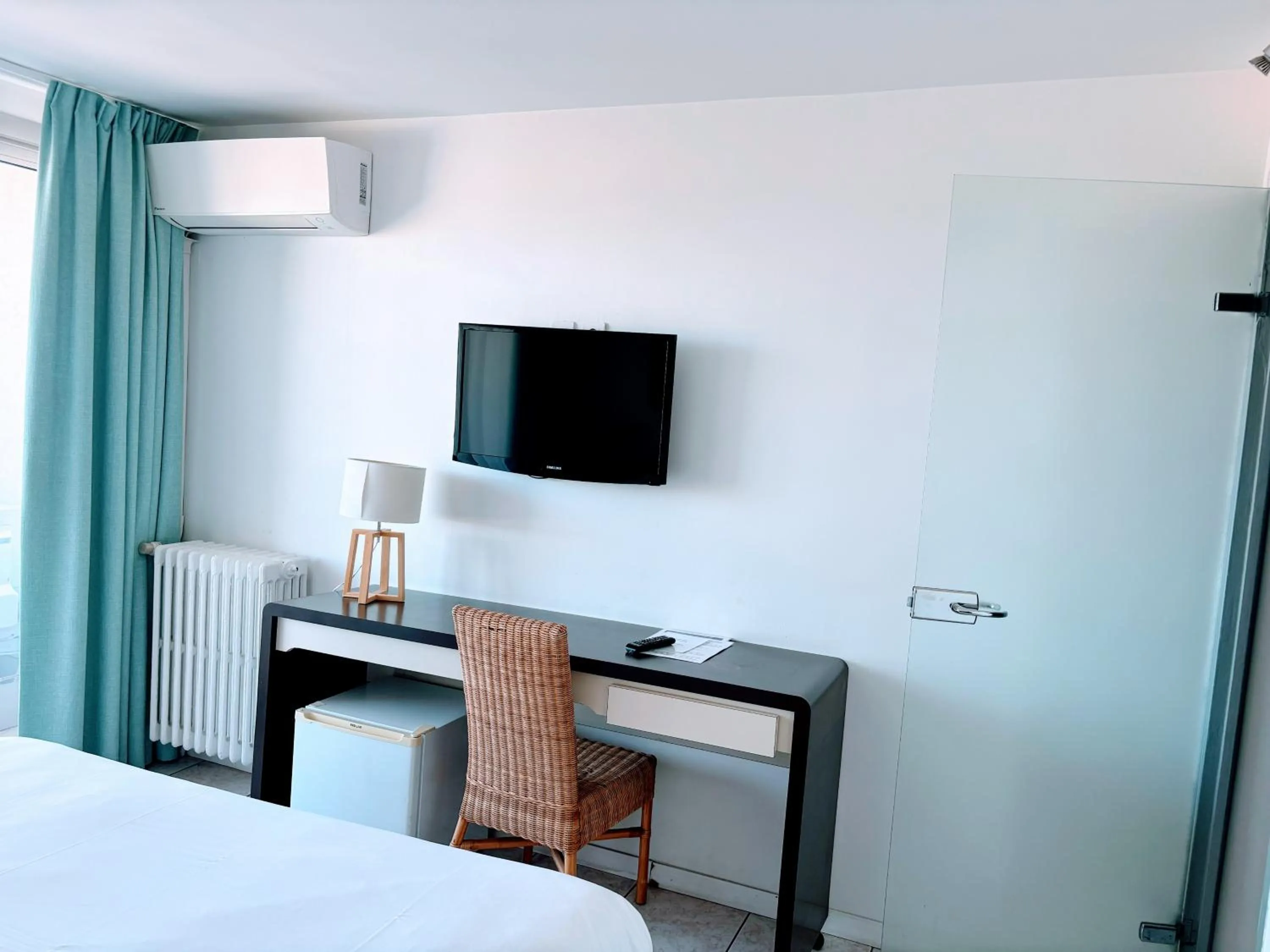 Photo of the whole room, Bed in Brasilia Hôtel