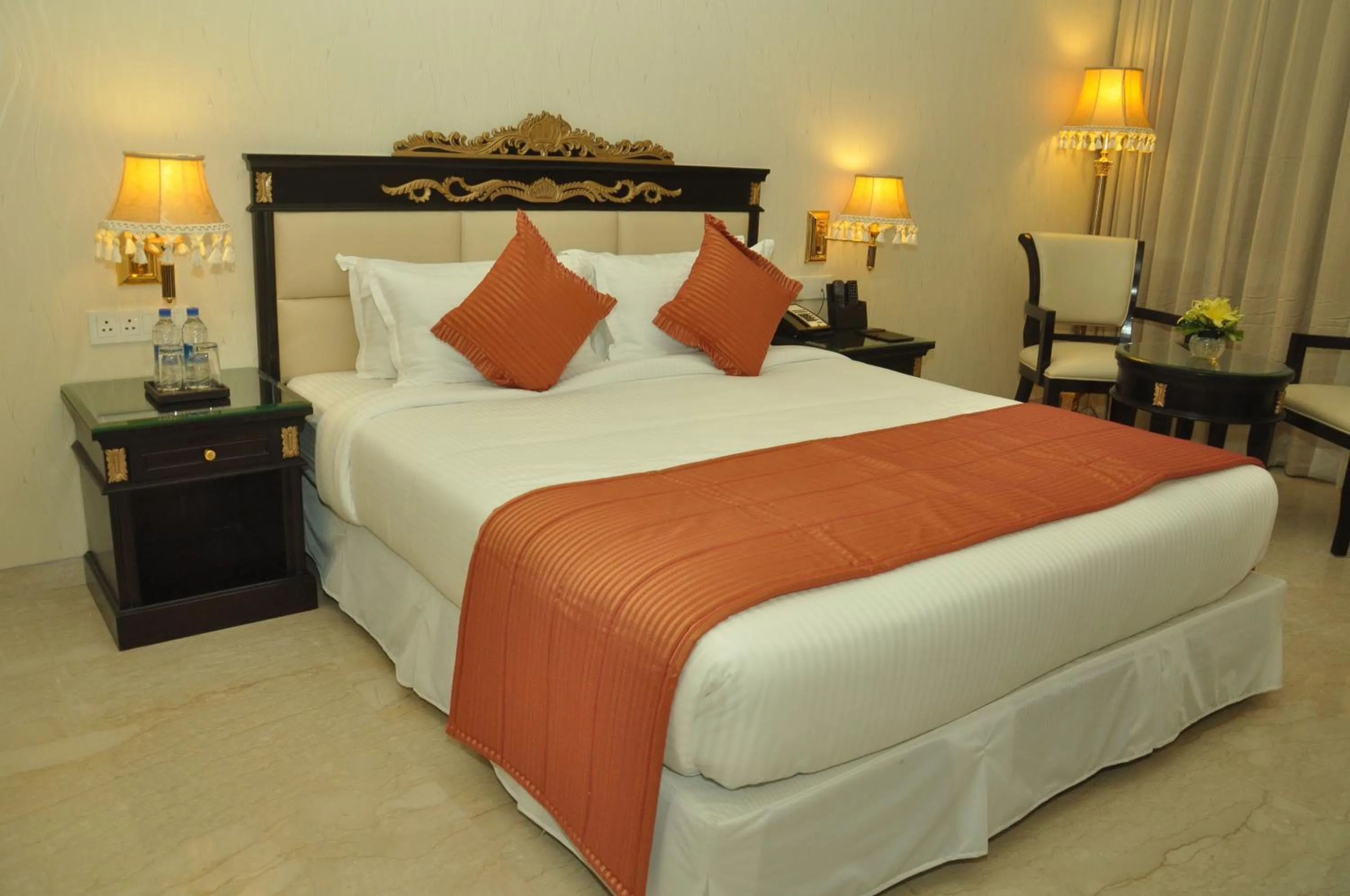 Photo of the whole room, Bed in Royal Tulip Navi Mumbai