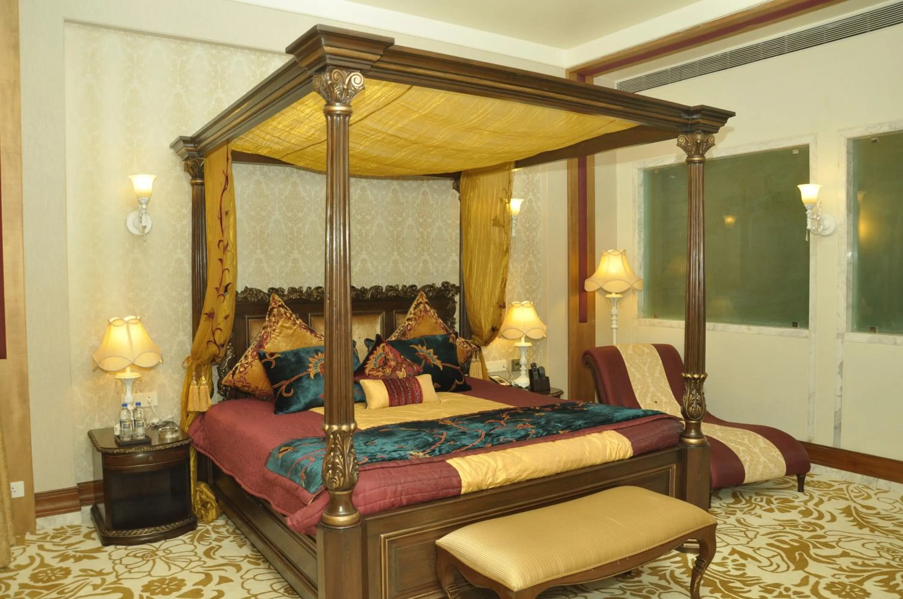 Photo of the whole room, Bed in Royal Tulip Navi Mumbai