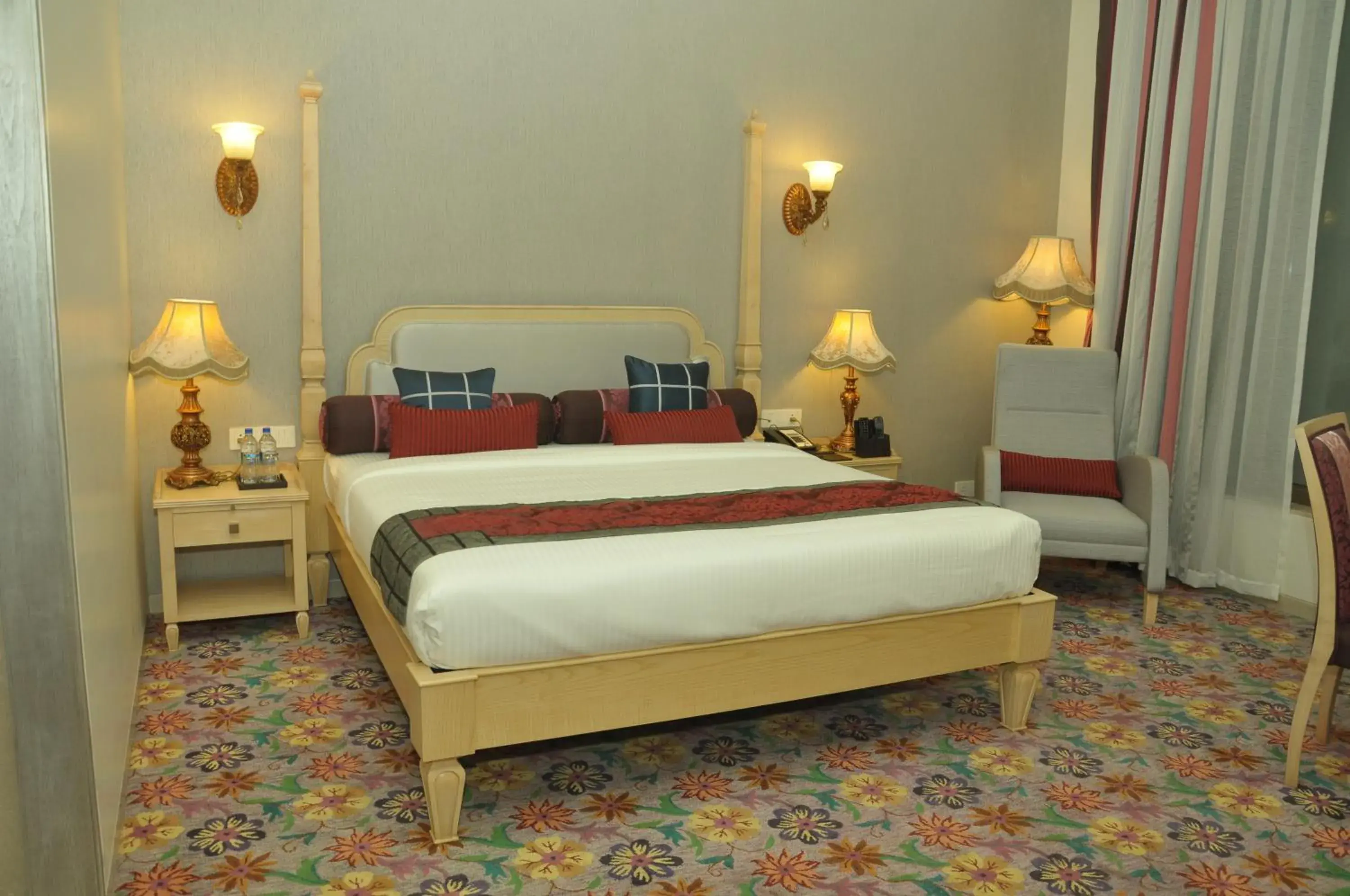 Photo of the whole room, Bed in Royal Tulip Navi Mumbai Photo of the whole room, Bed in Royal Tulip Navi Mumbai