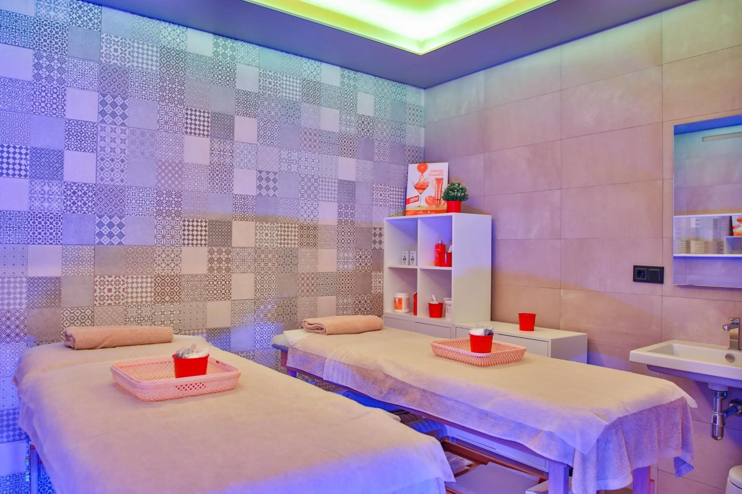 Massage in Moon Hotel & SPA.