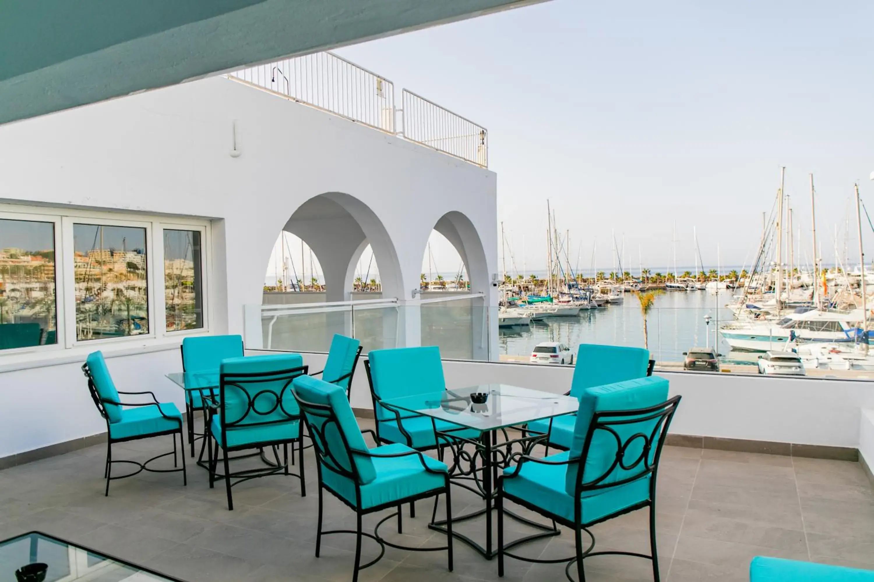 Lounge or bar in Moon Hotel & SPA. Lounge or bar in Moon Hotel & SPA.