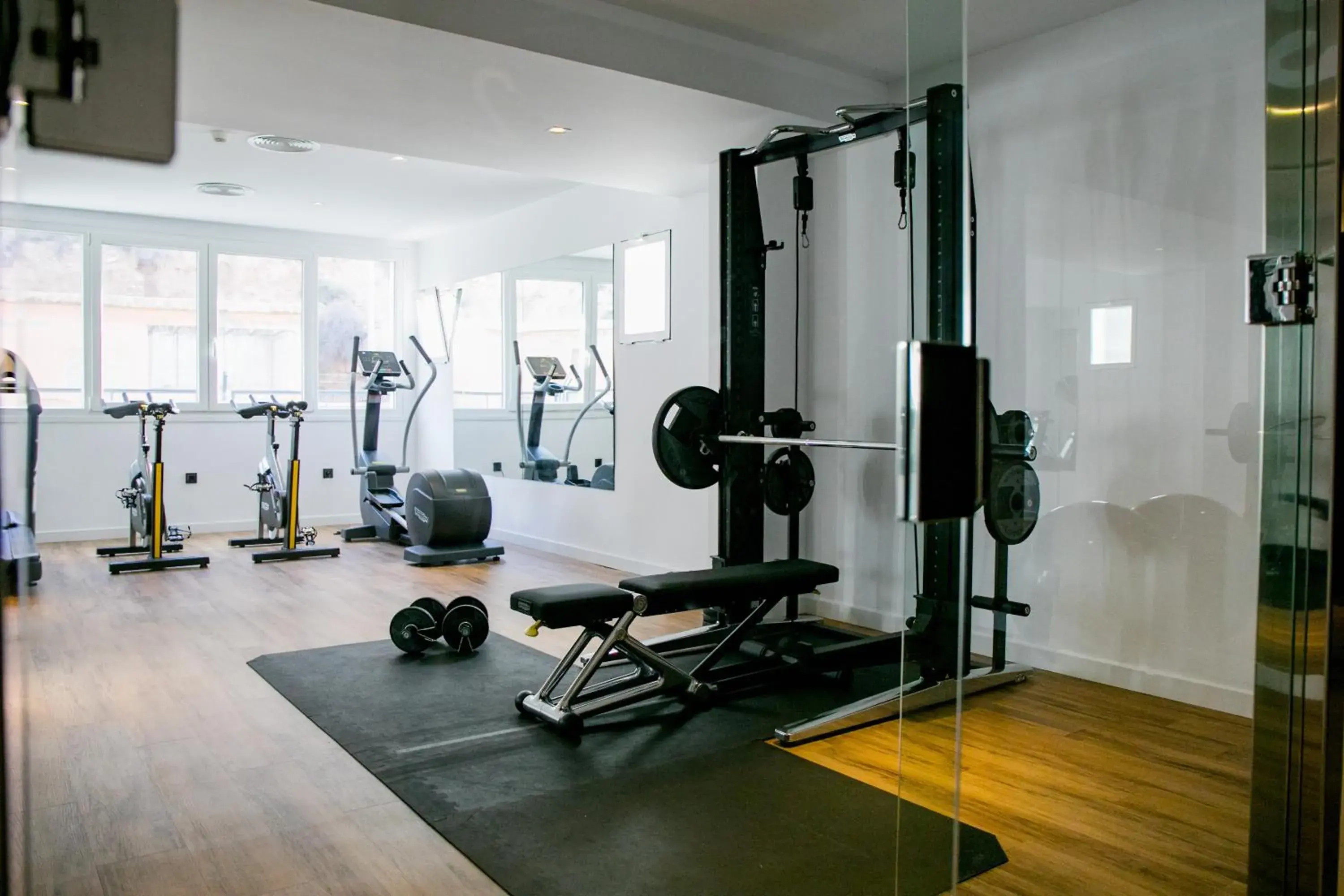 Fitness centre/facilities in Moon Hotel & SPA. Fitness centre/facilities in Moon Hotel & SPA.