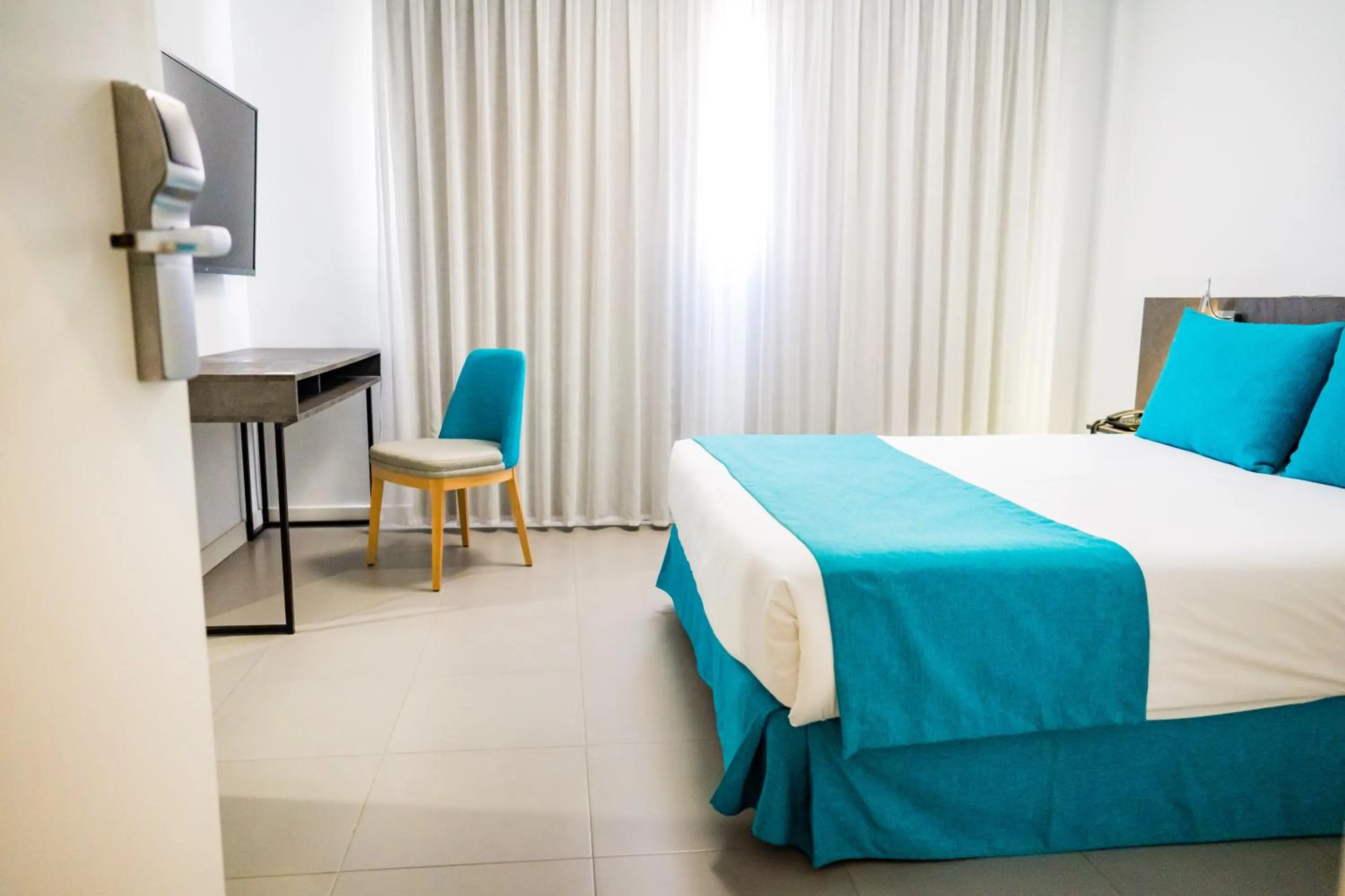 Photo of the whole room, Bed in Moon Hotel & SPA.