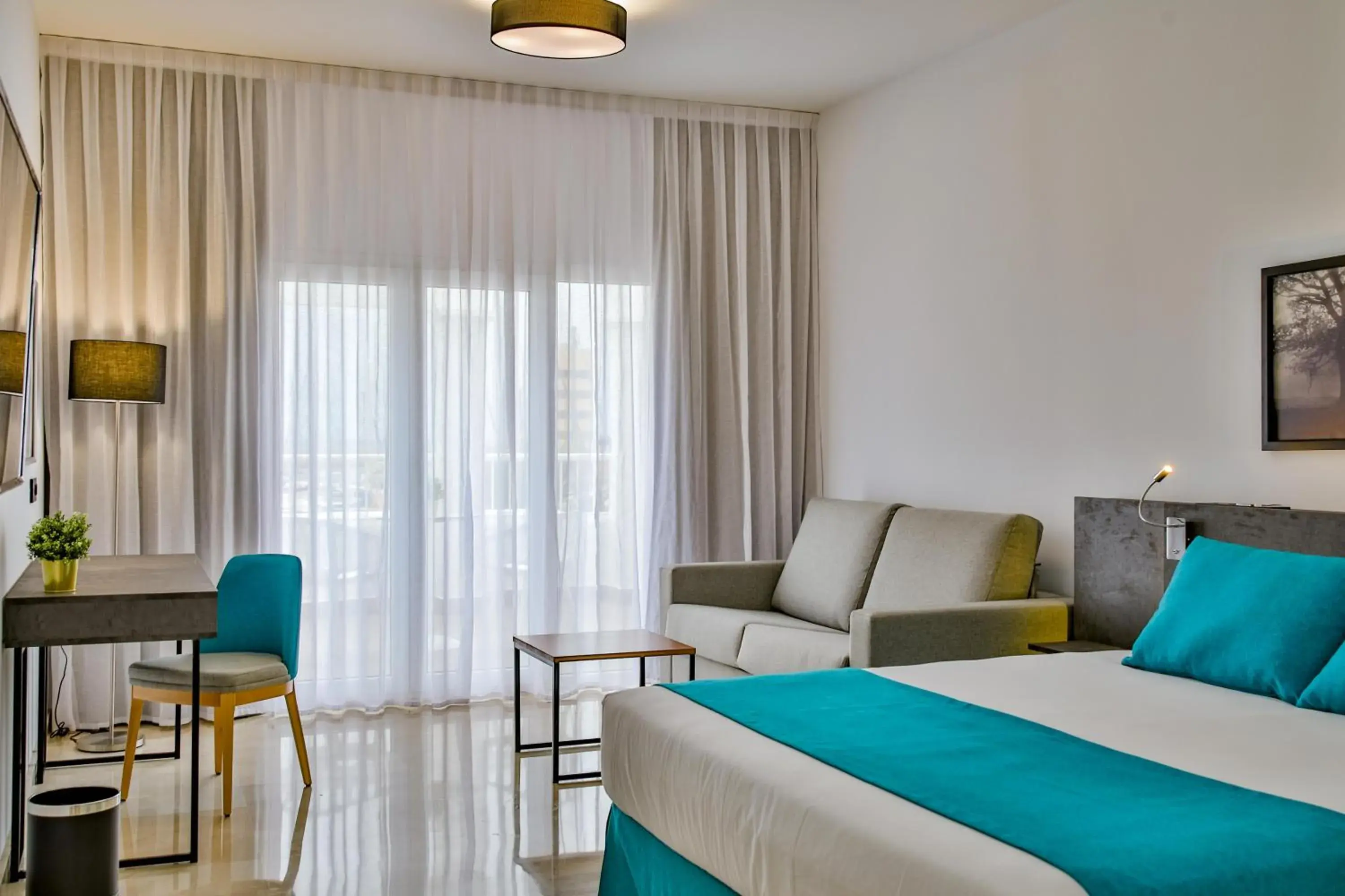 Bedroom, Bed in Moon Hotel & SPA. Bedroom, Bed in Moon Hotel & SPA.