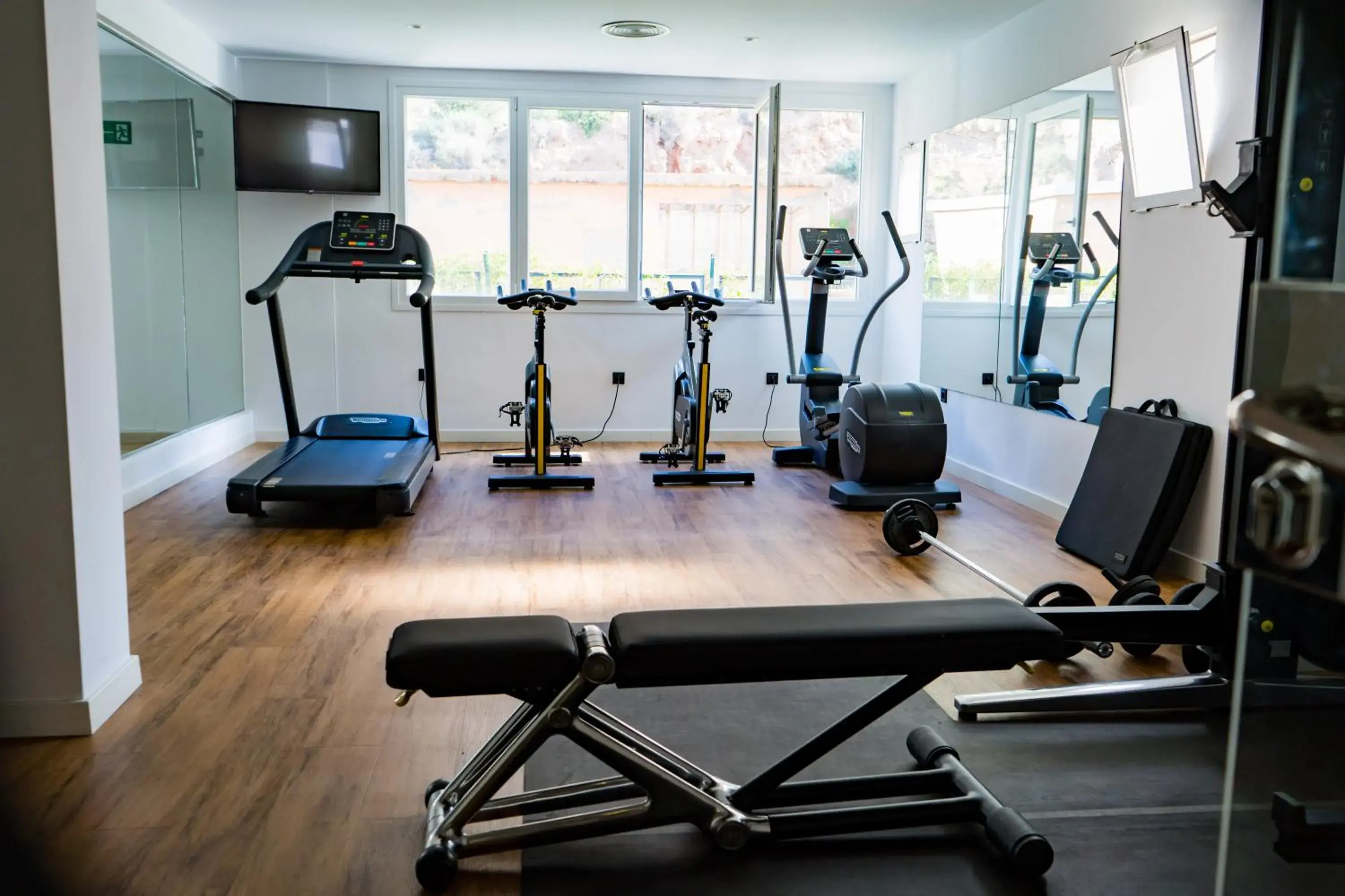 Fitness centre/facilities in Moon Hotel & SPA. Fitness centre/facilities in Moon Hotel & SPA.