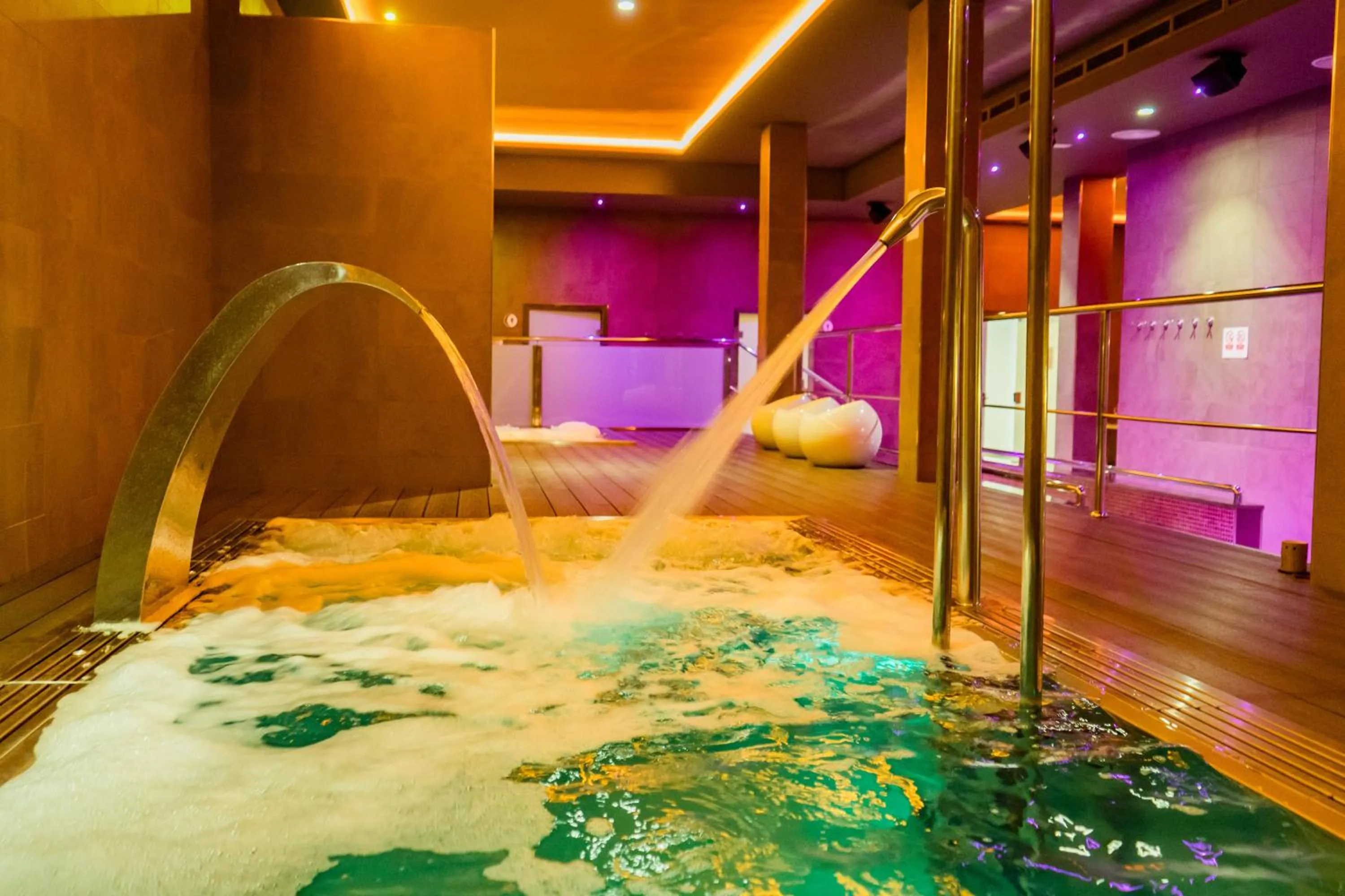 Spa and wellness centre/facilities in Moon Hotel & SPA.