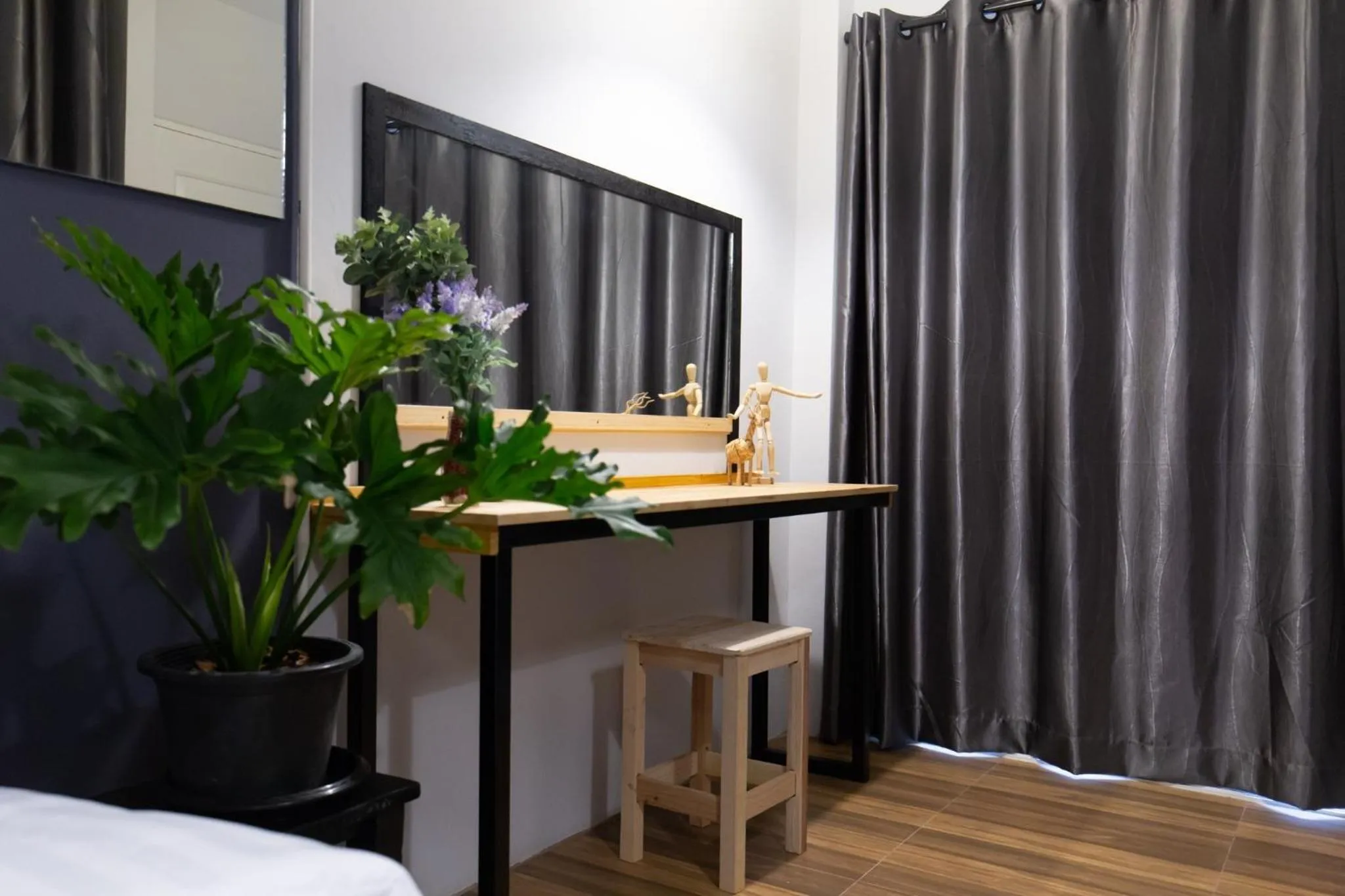 Dining area in Mango 10 House