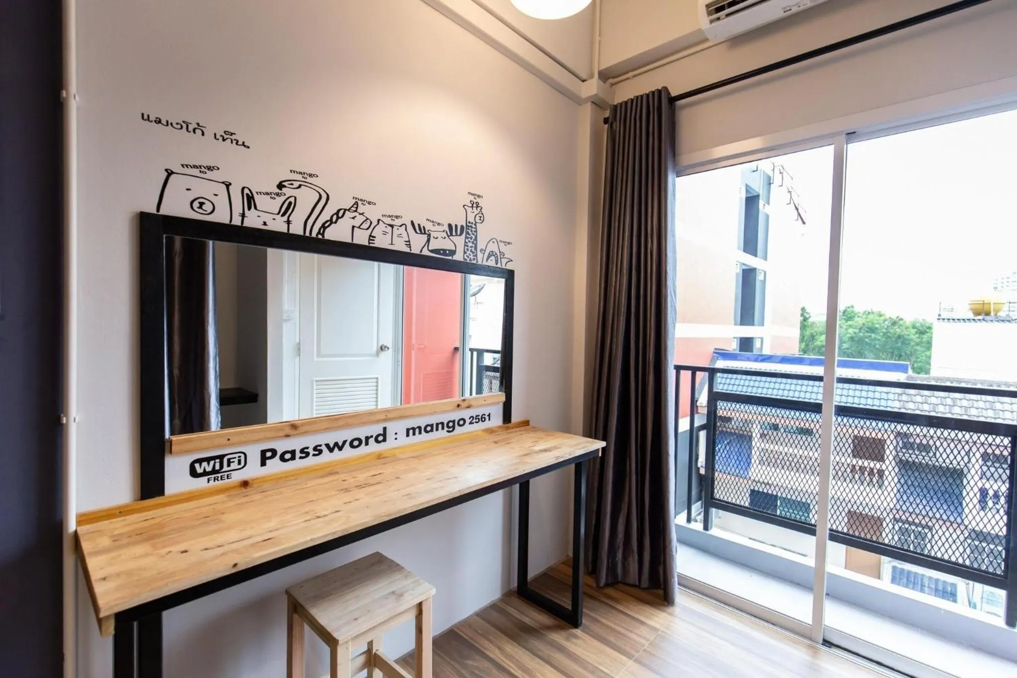 Kitchen or kitchenette in Mango 10 House