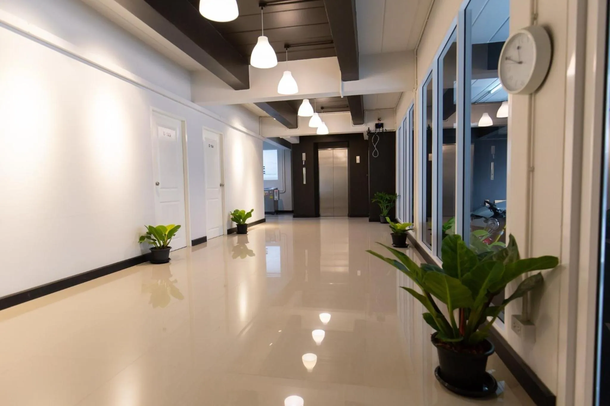 elevator in Mango 10 House