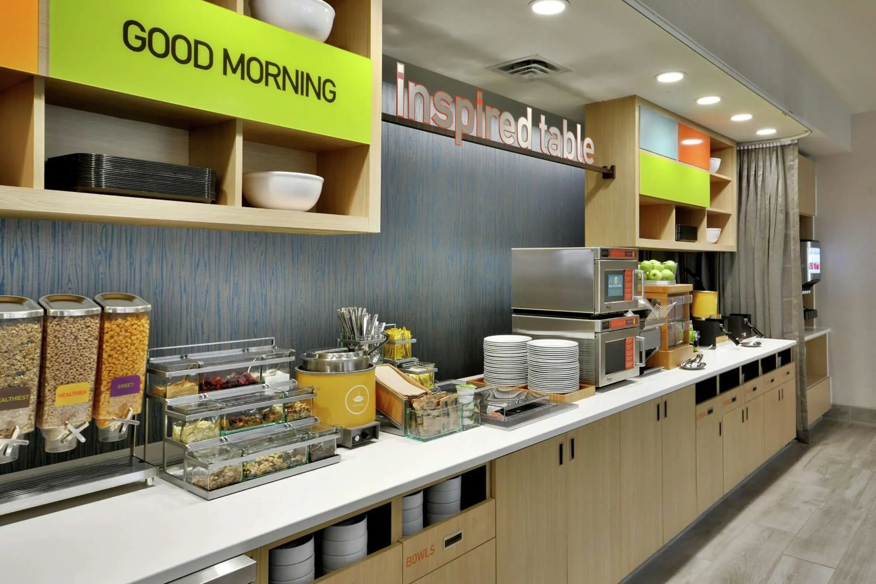 Breakfast in Home2 Suites By Hilton Duncan Breakfast in Home2 Suites By Hilton Duncan