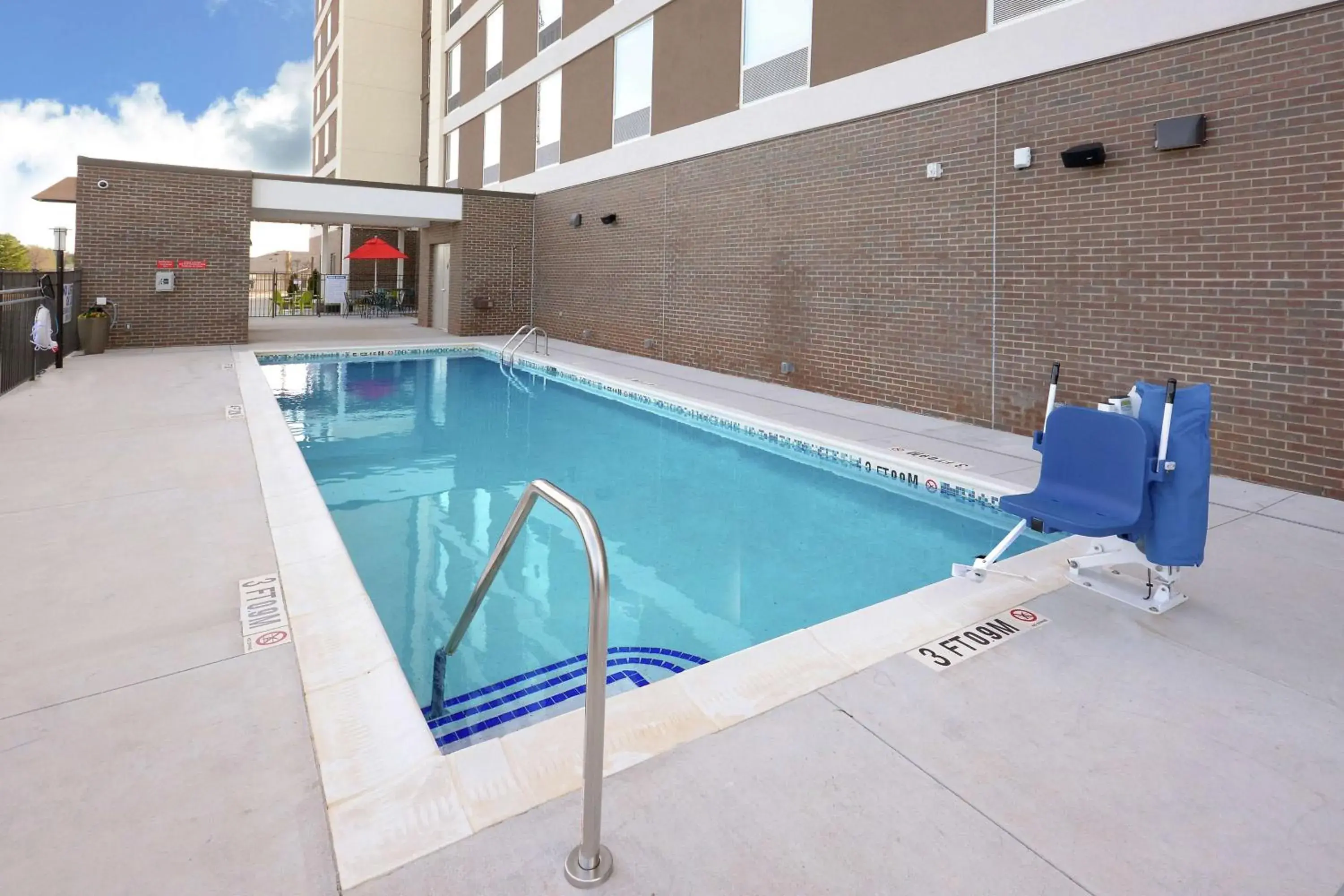 Pool view in Home2 Suites By Hilton Duncan Pool view in Home2 Suites By Hilton Duncan