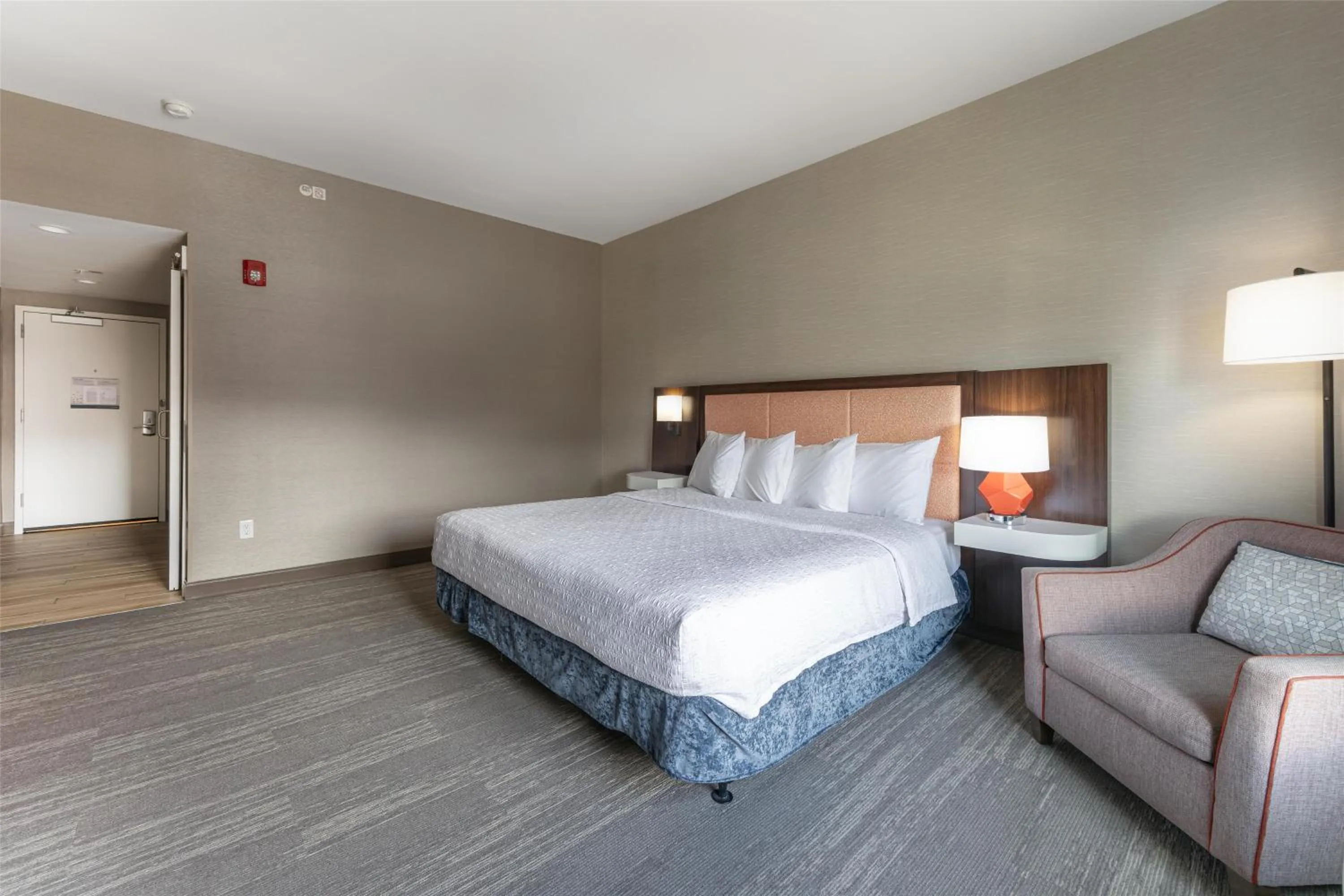 Bed in Hampton Inn And Suites Logan, Ut