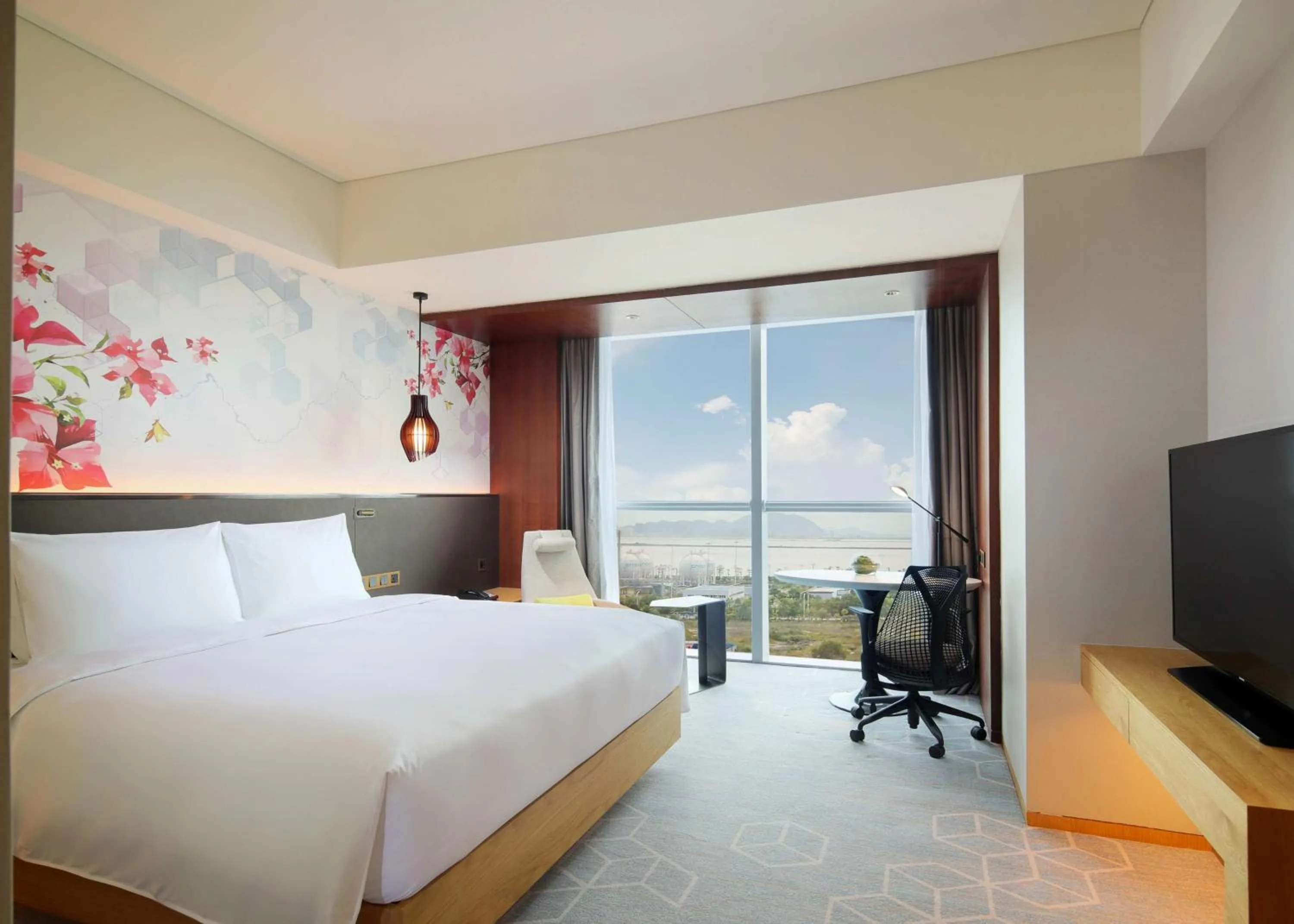 Bedroom, Bed in Hilton Garden Inn Zhuhai Hengqin