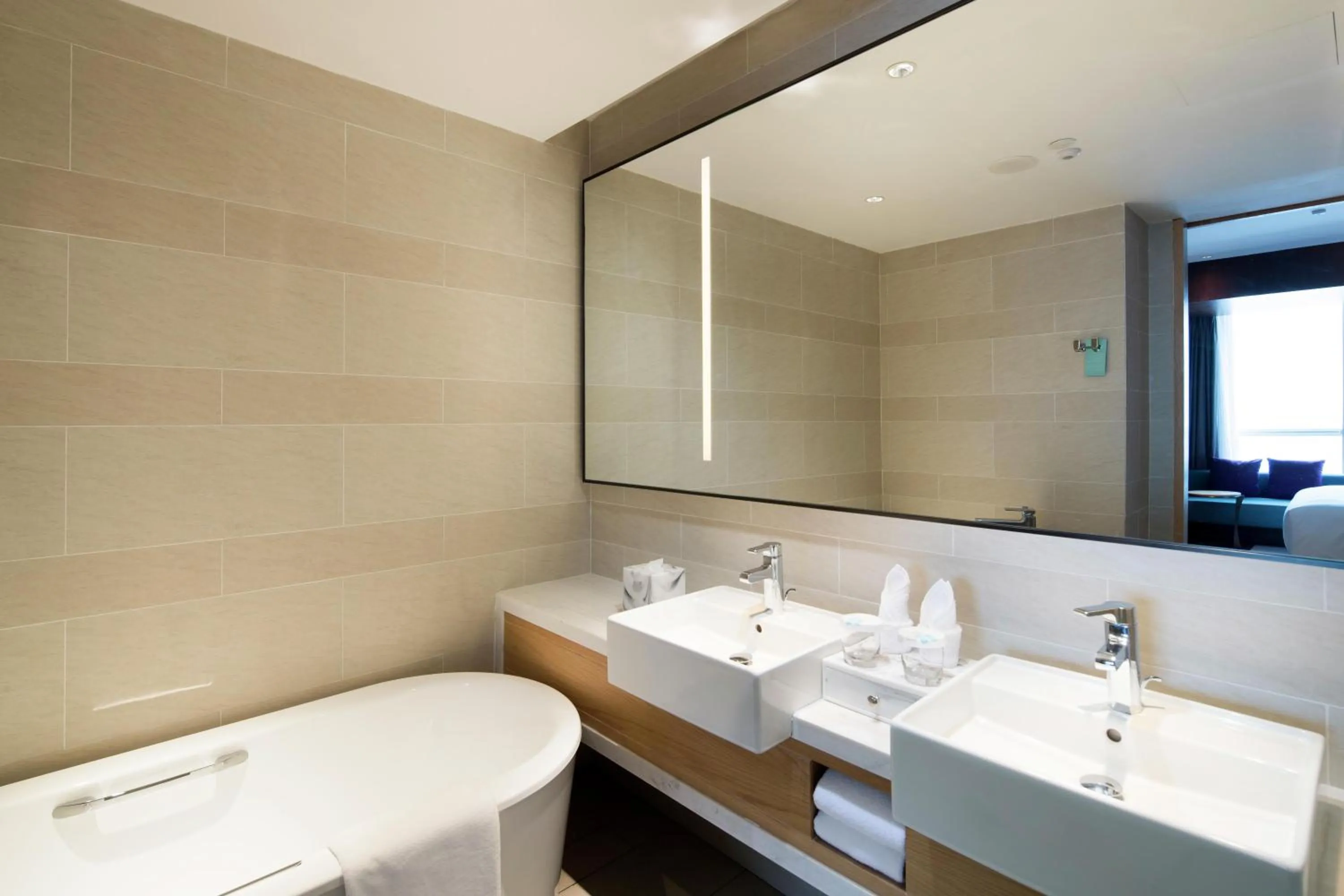 Bathroom in Hilton Garden Inn Zhuhai Hengqin