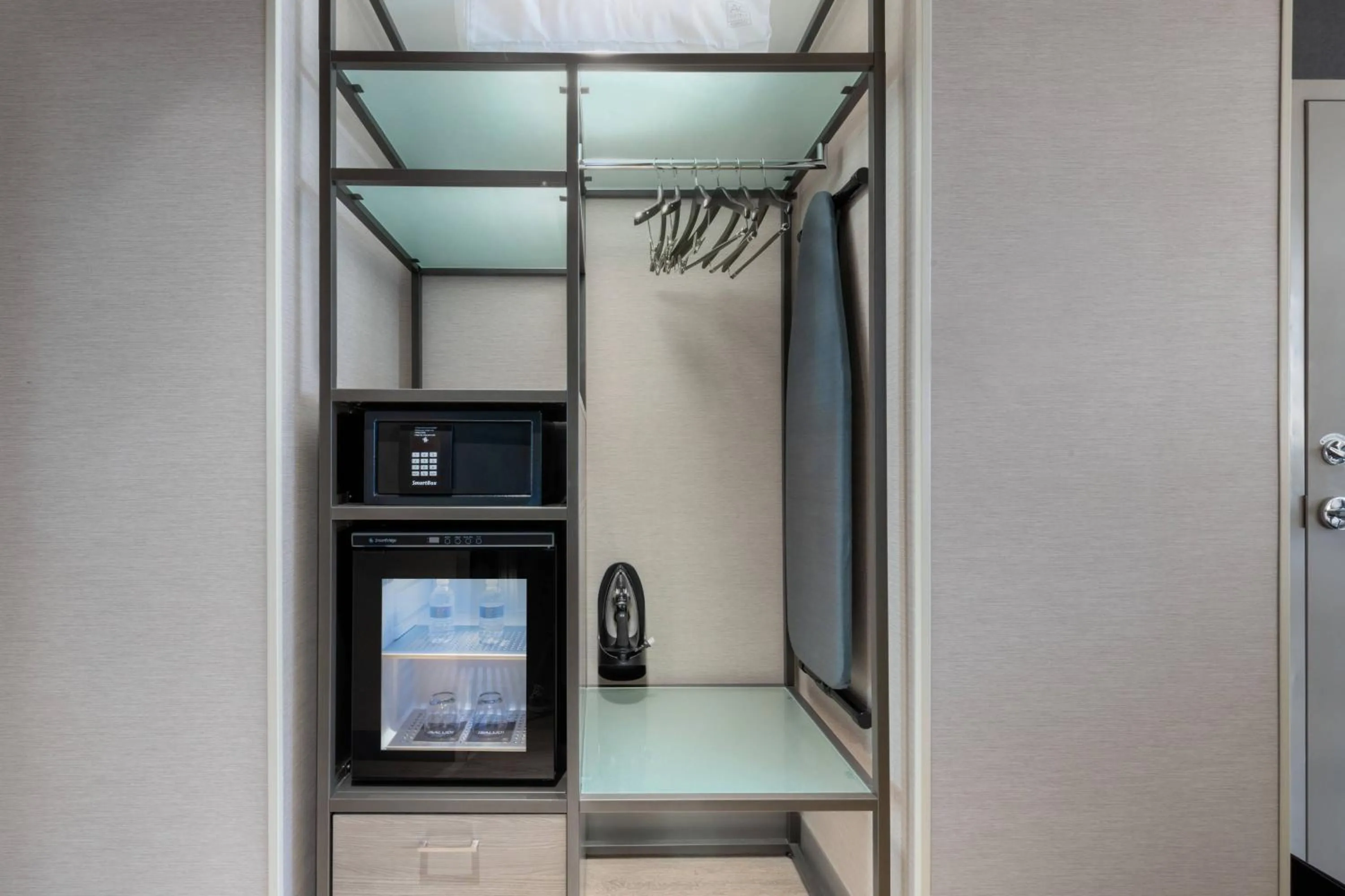 Photo of the whole room in AC Hotel by Marriott Atlanta Midtown