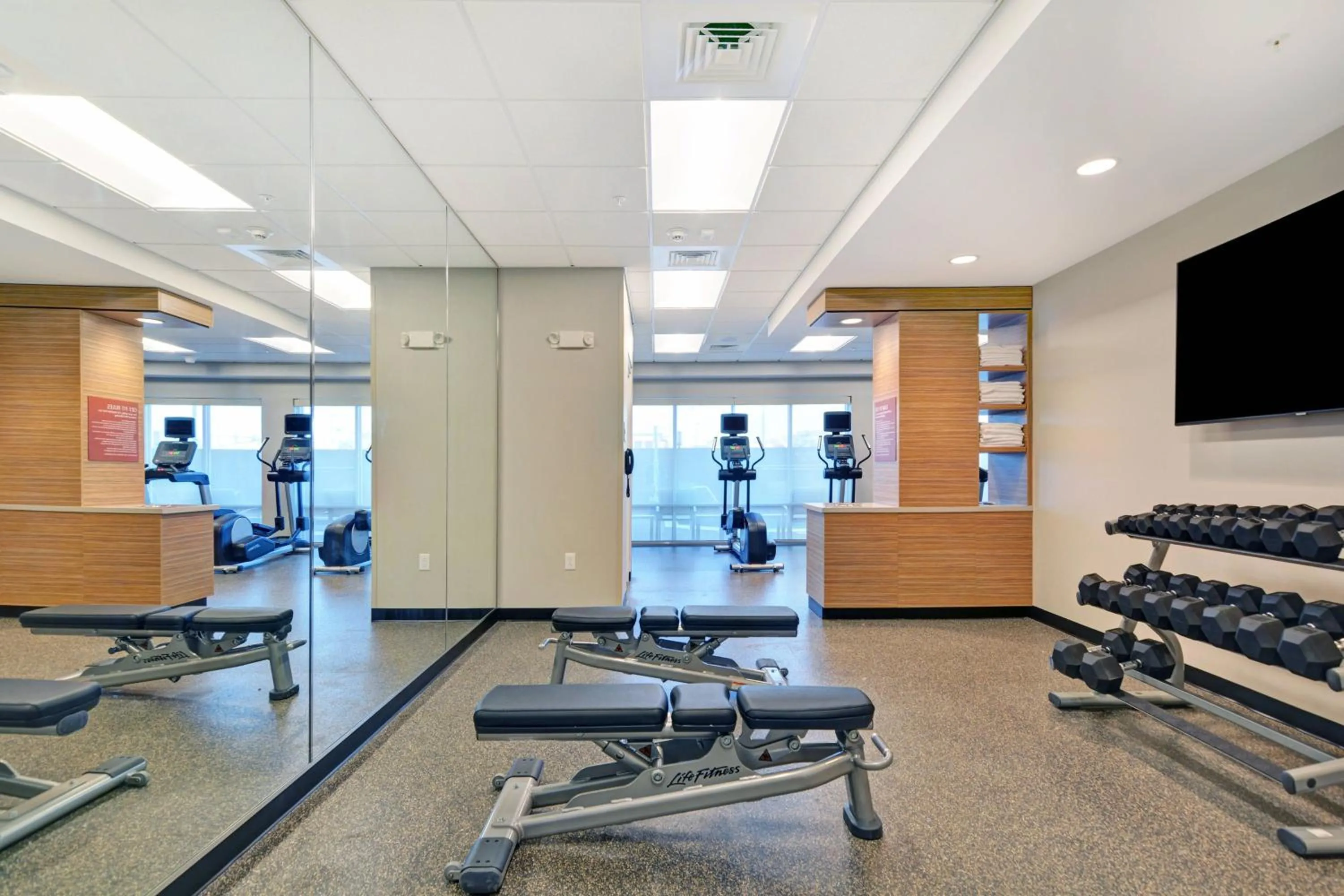 Fitness centre/facilities in TownePlace Suites by Marriott Jackson Airport/Flowood