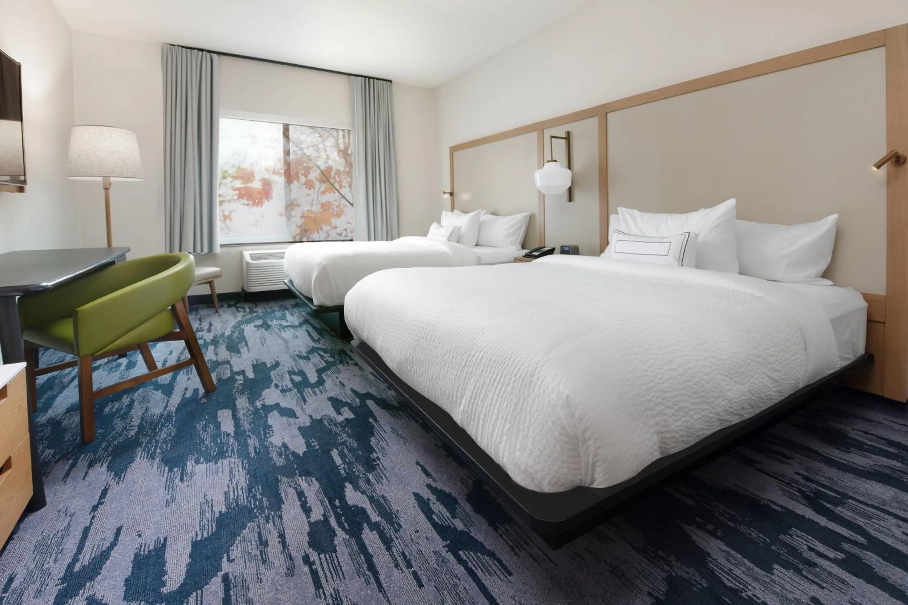 Photo of the whole room, Bed in Fairfield Inn & Suites by Marriott El Dorado