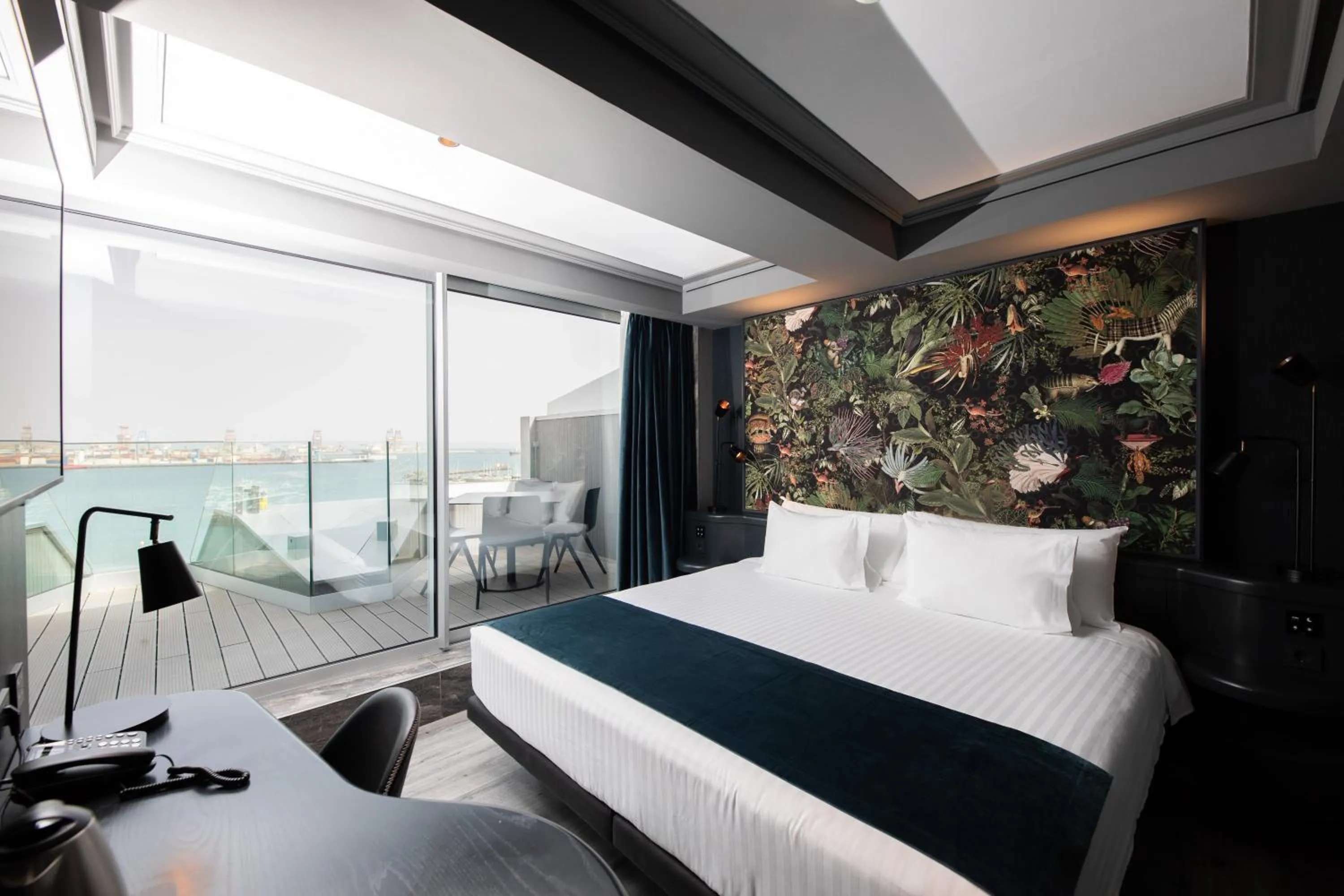 Bed in Silken Saaj Las Palmas